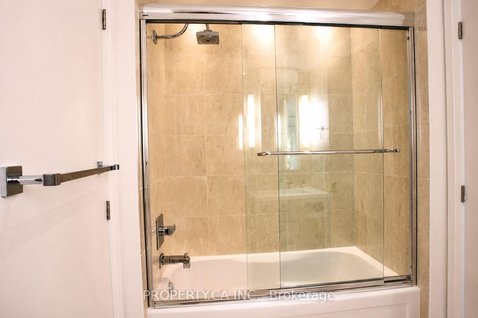 80 John Street 2904, Toronto Unit: 2904