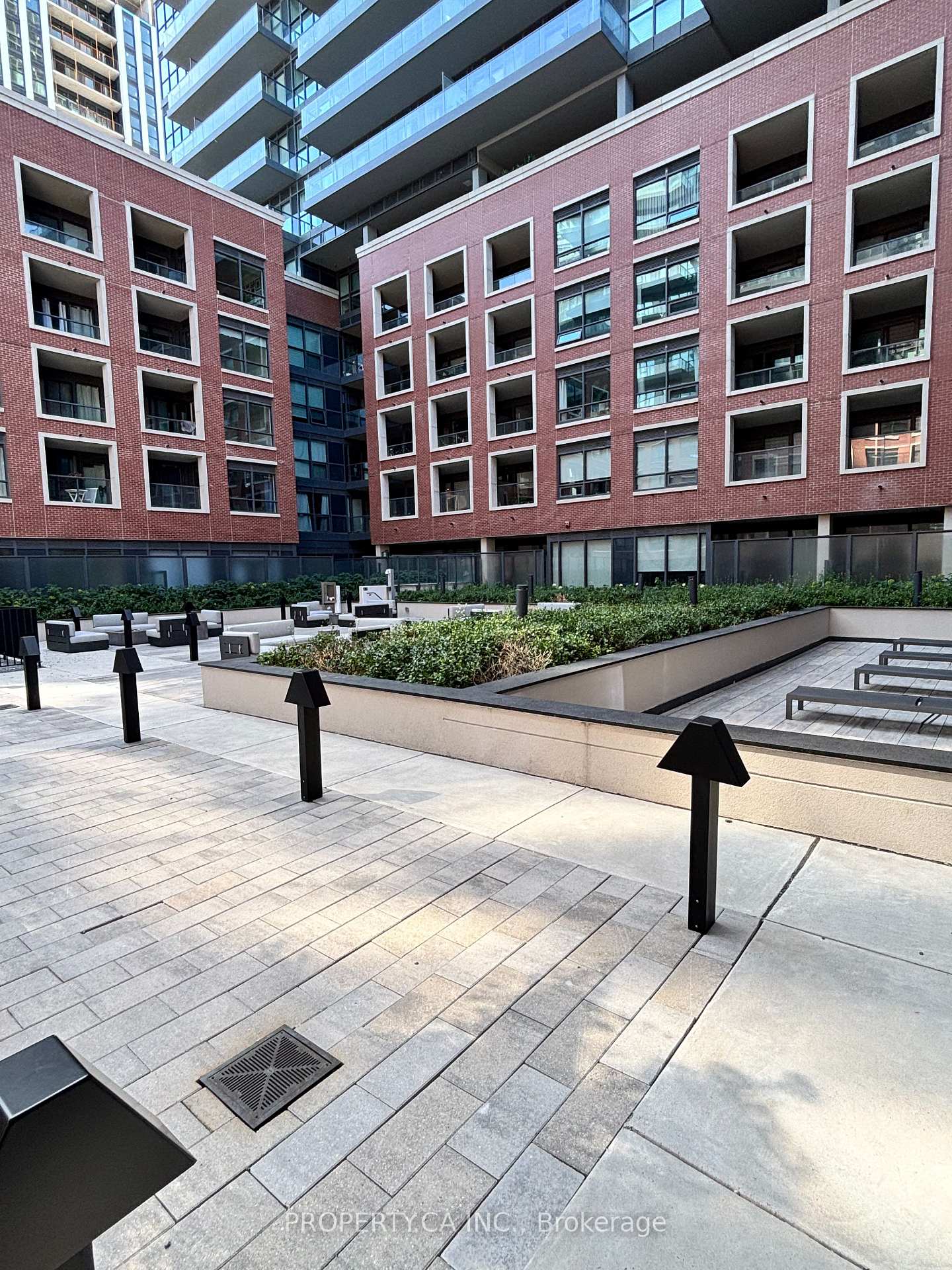 33 Frederick Todd Way 1201, Toronto Unit: 1201