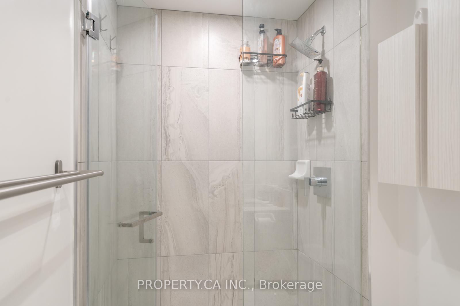 195 Redpath Avenue 3505, Toronto Unit: 3505