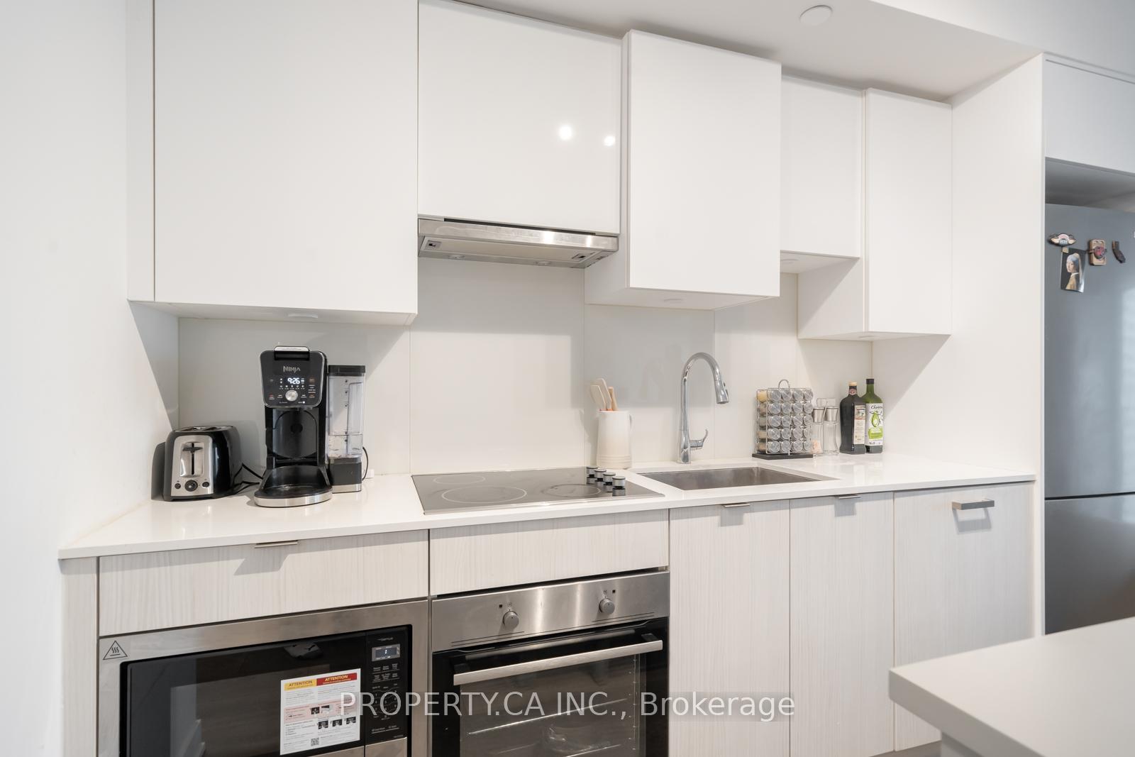 195 Redpath Avenue 3505, Toronto Unit: 3505