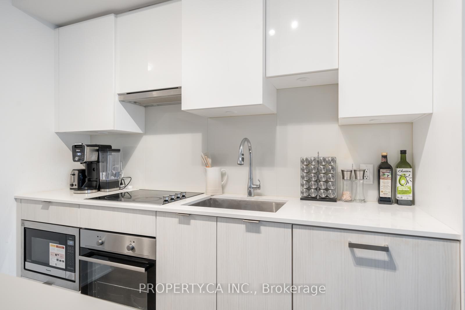 195 Redpath Avenue 3505, Toronto Unit: 3505