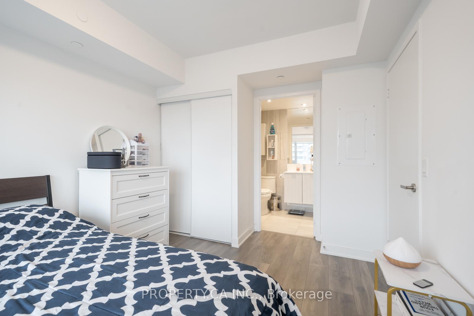 195 Redpath Avenue 3505, Toronto Unit: 3505