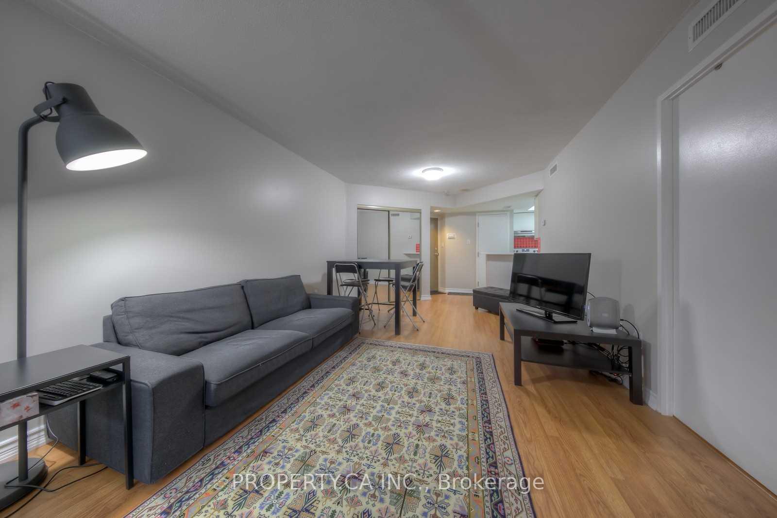 1001 Bay Street 2107, Toronto Unit: 2107