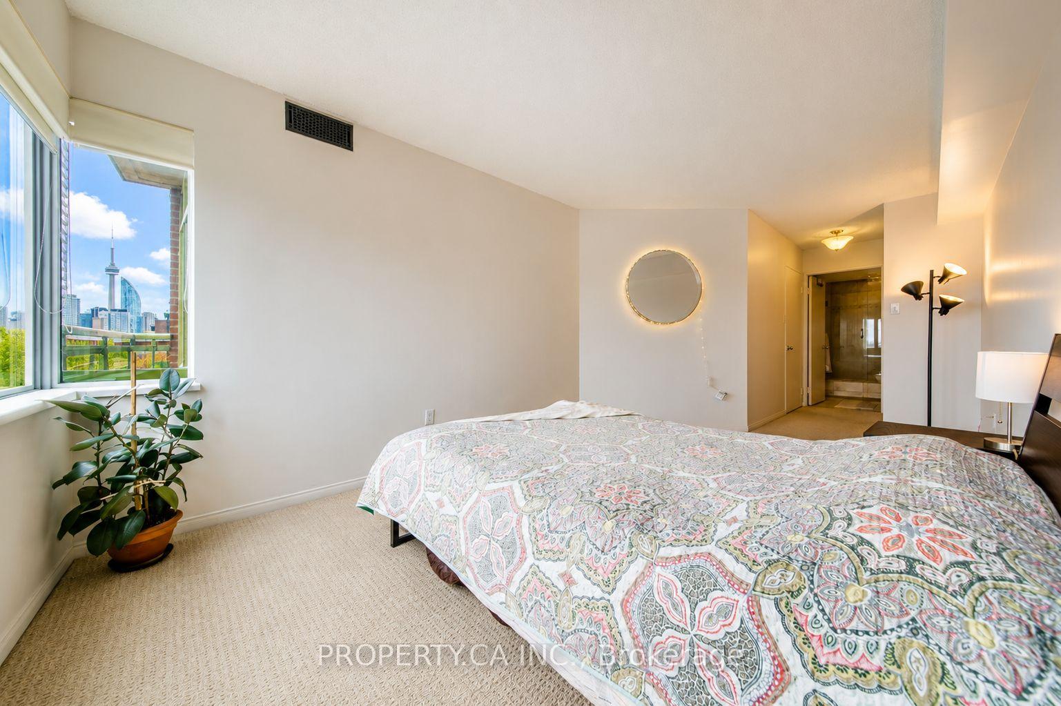 70 Mill Street 608, Toronto Unit: 608
