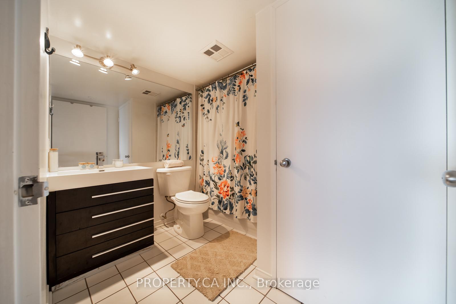 70 Mill Street 608, Toronto Unit: 608