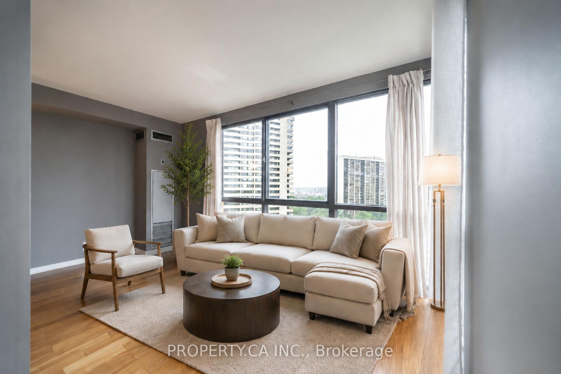 1 Concorde Place 1202, Toronto Unit: 1202