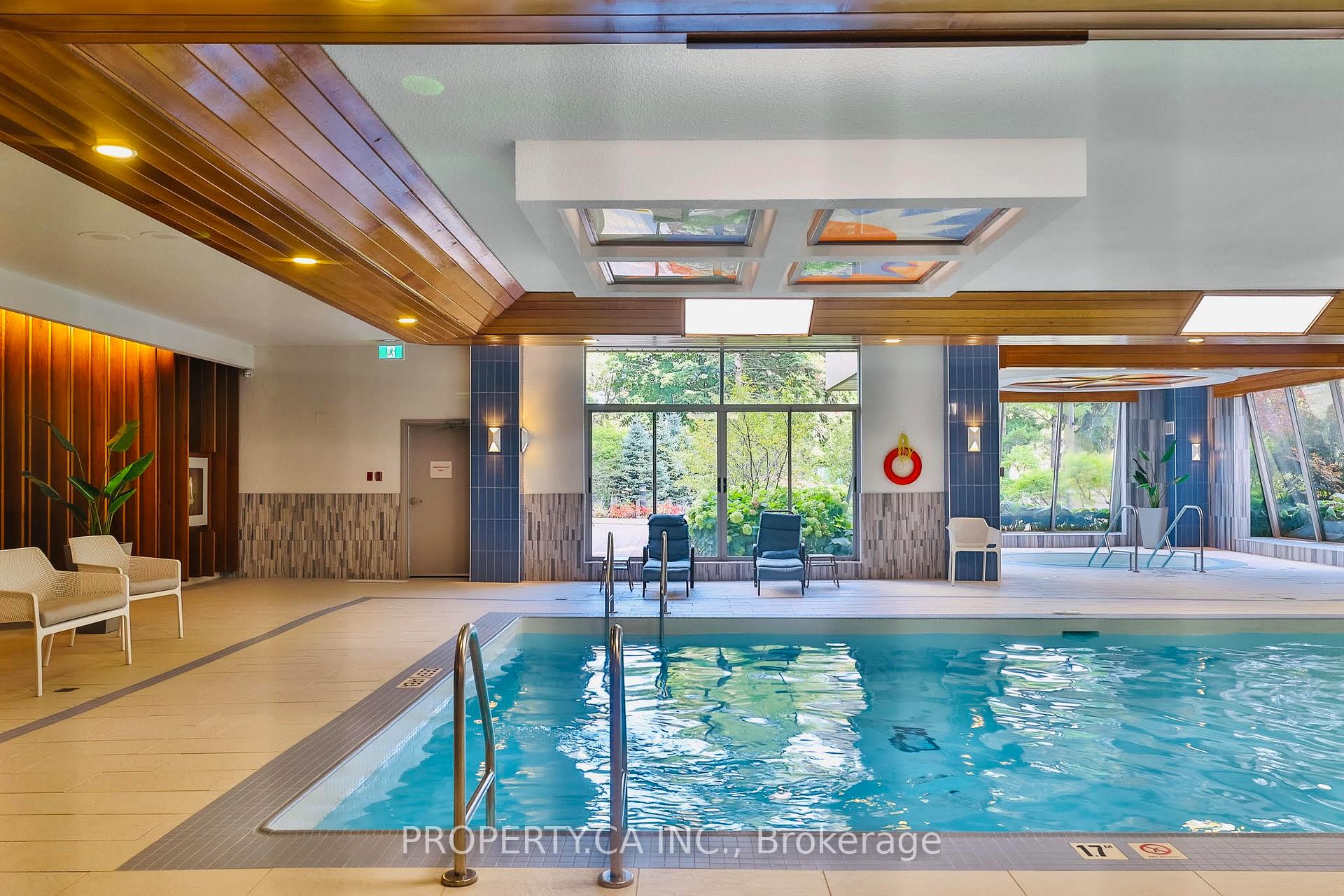 1 Concorde Place 1202, Toronto Unit: 1202