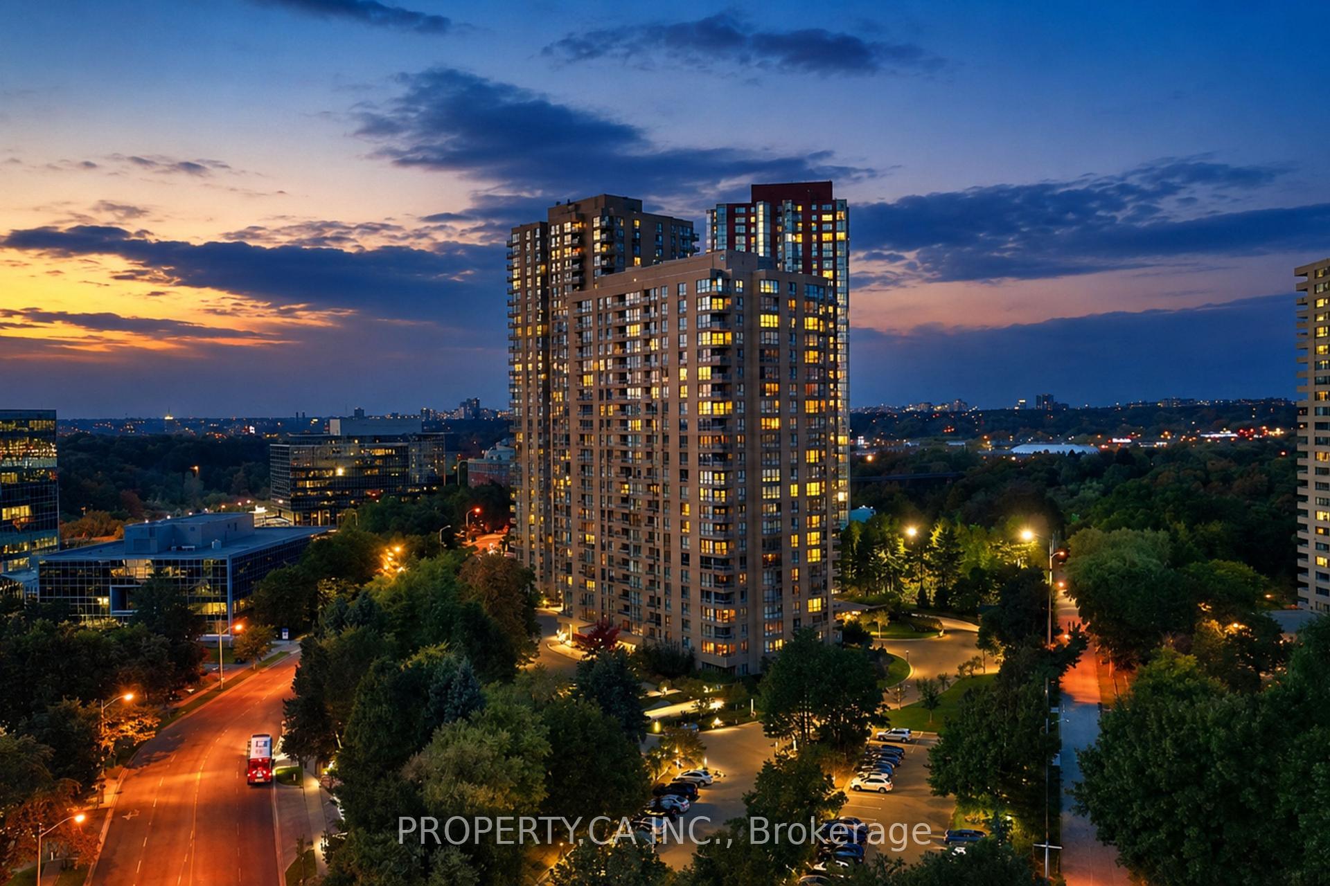 1 Concorde Place 1202, Toronto Unit: 1202