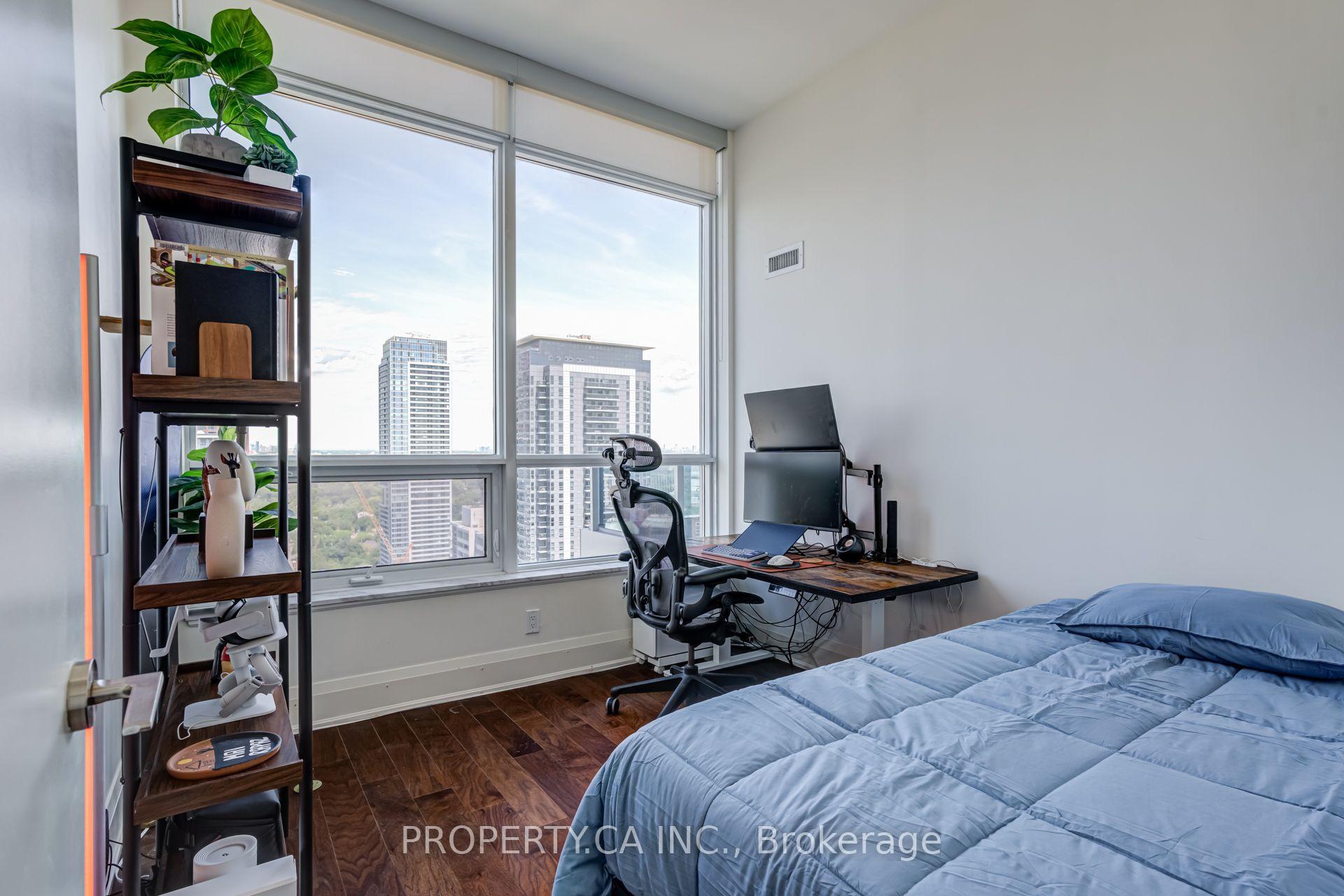 500 Sherbourne Street 3404, Toronto Unit: 3404