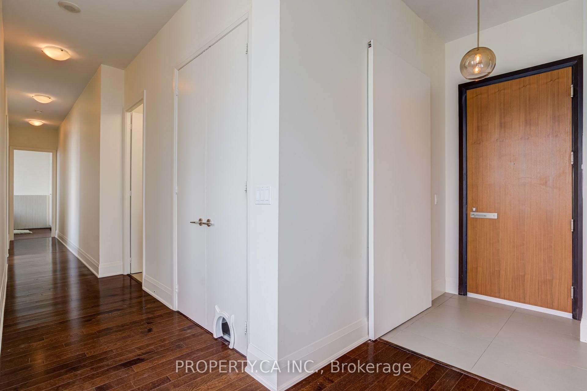 500 Sherbourne Street 3404, Toronto Unit: 3404