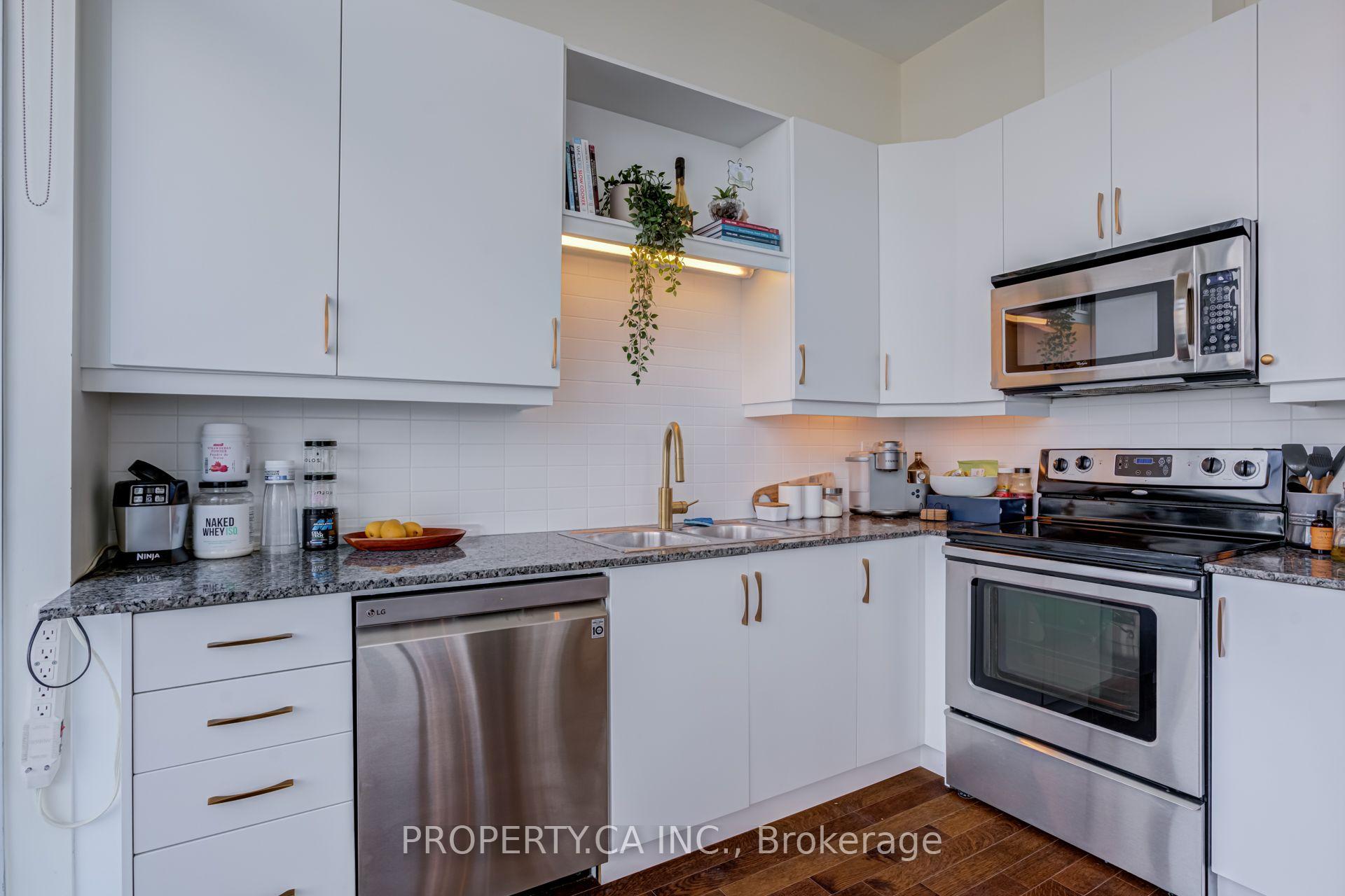 500 Sherbourne Street 3404, Toronto Unit: 3404