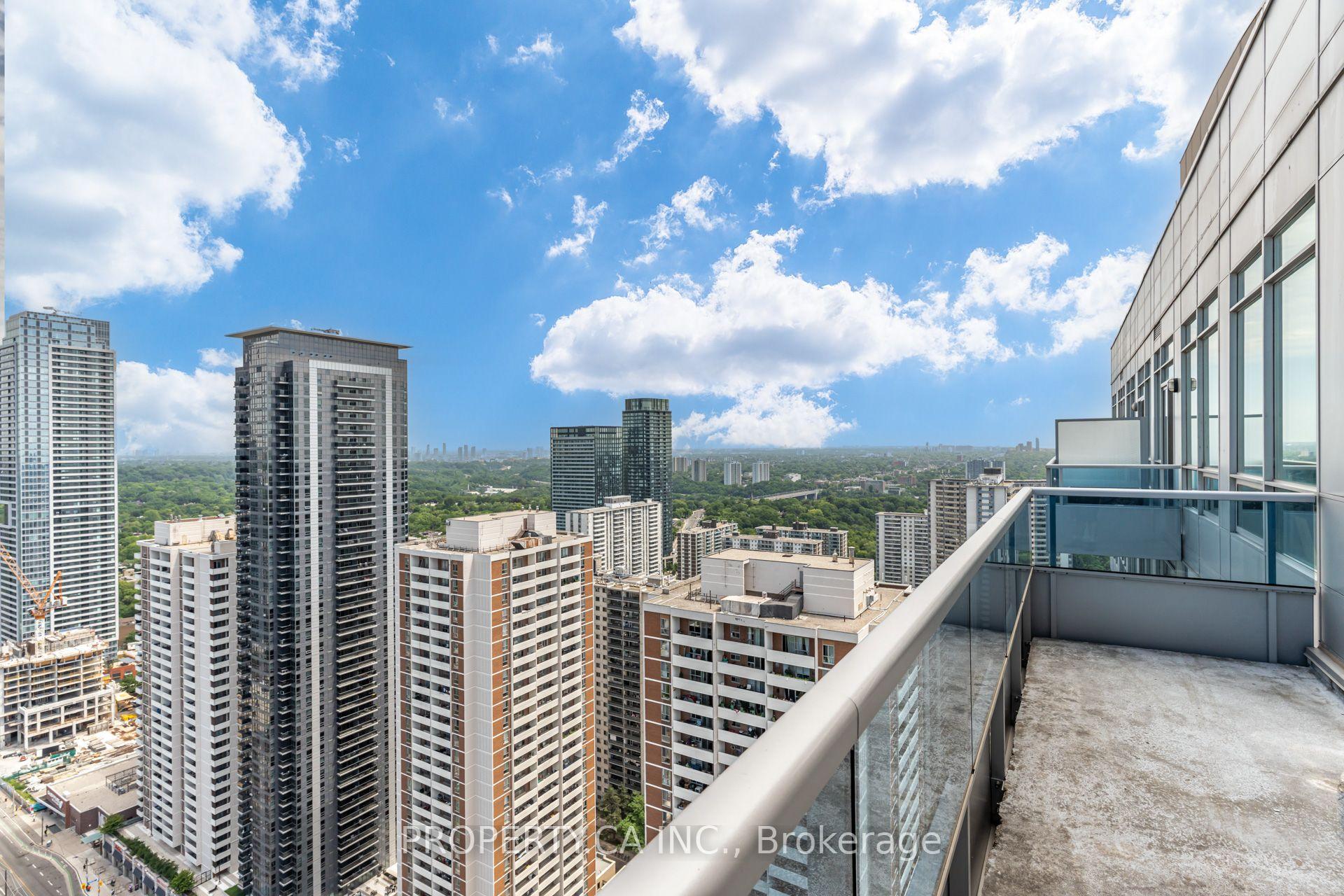 500 Sherbourne Street 3404, Toronto Unit: 3404