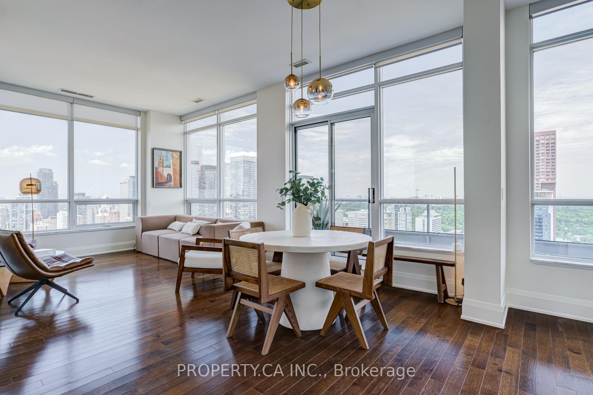 500 Sherbourne Street 3404, Toronto Unit: 3404