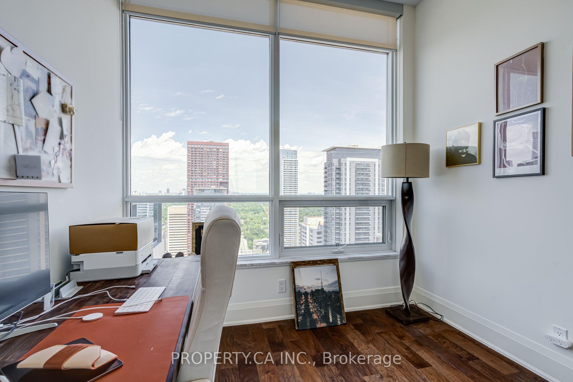 500 Sherbourne Street 3404, Toronto Unit: 3404