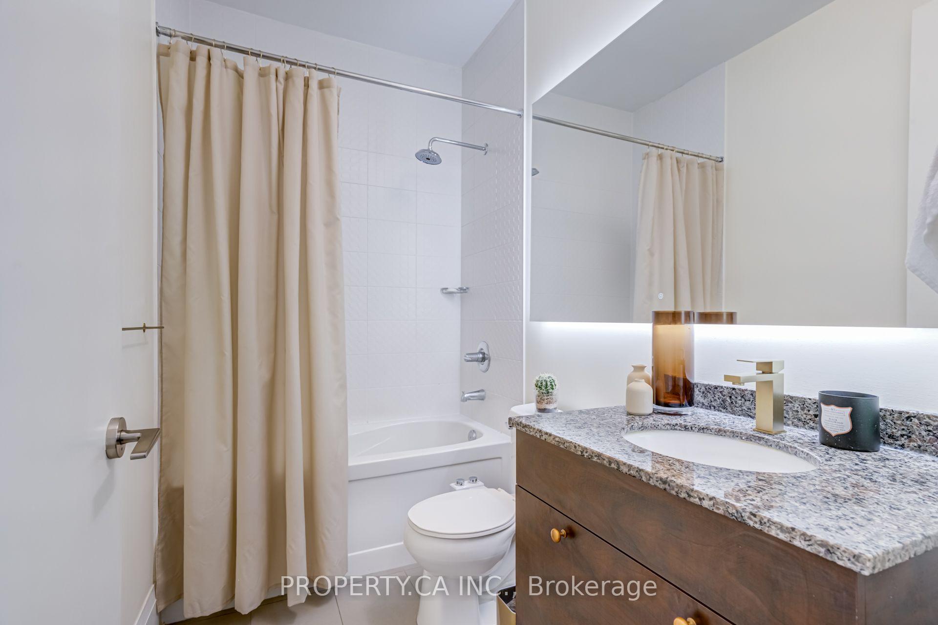 500 Sherbourne Street 3404, Toronto Unit: 3404