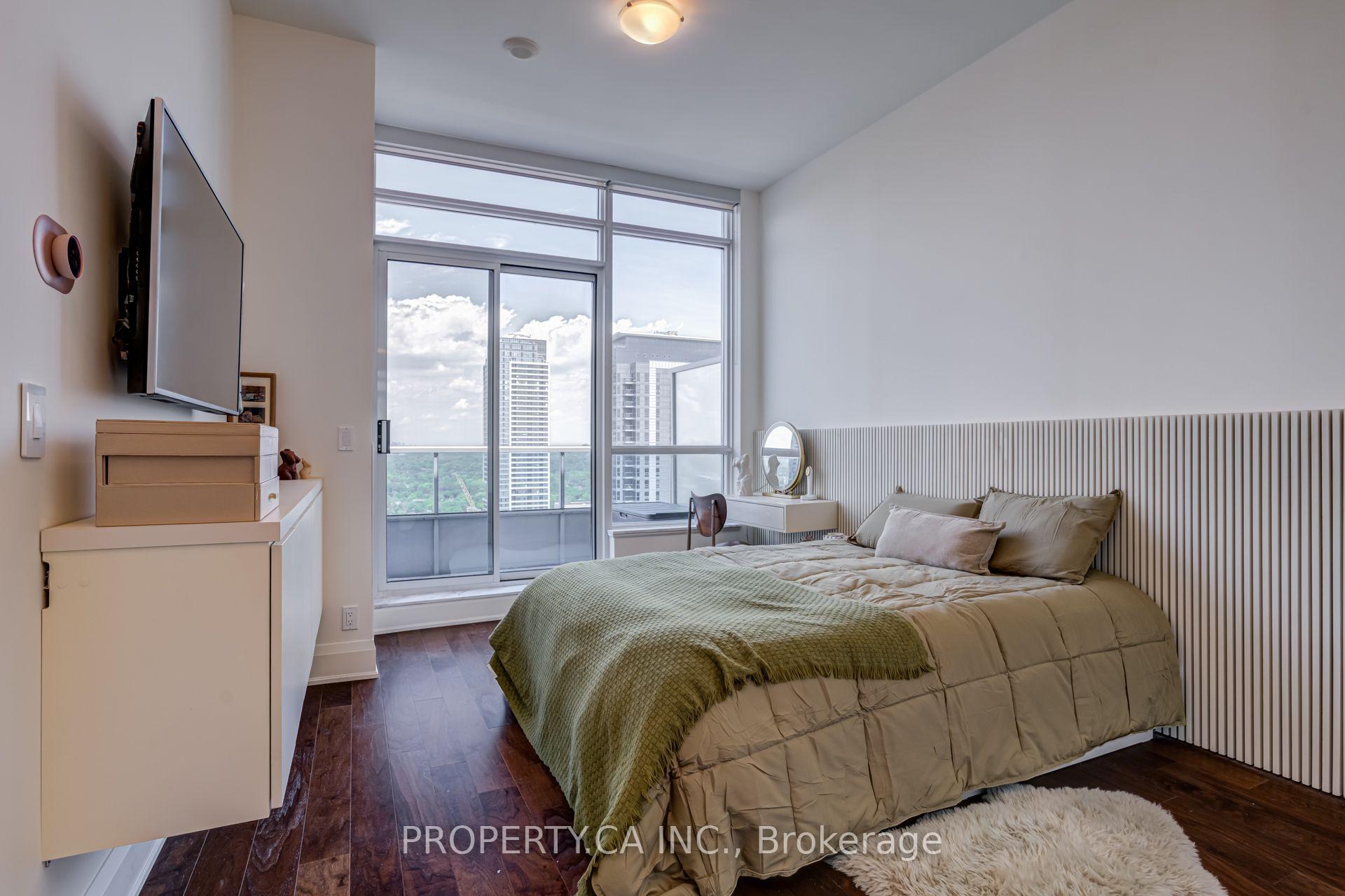 500 Sherbourne Street 3404, Toronto Unit: 3404