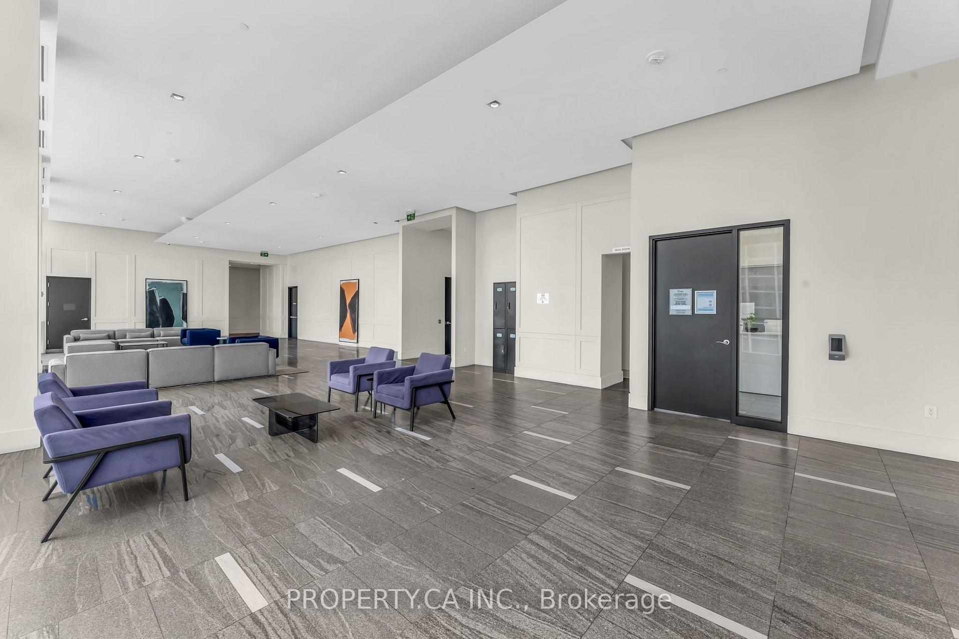 488 University Avenue 3002, Toronto Unit: 3002