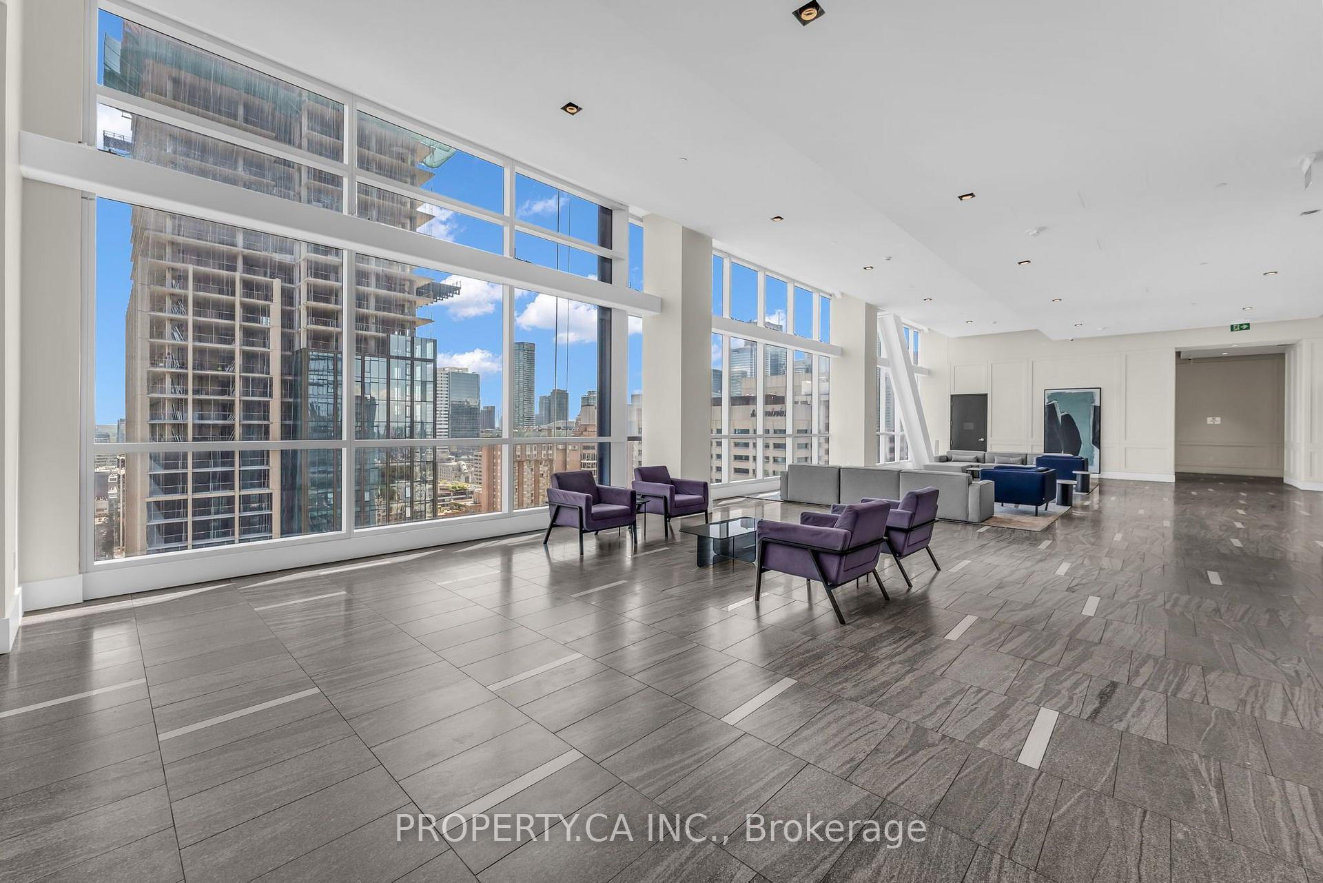 488 University Avenue 3002, Toronto Unit: 3002