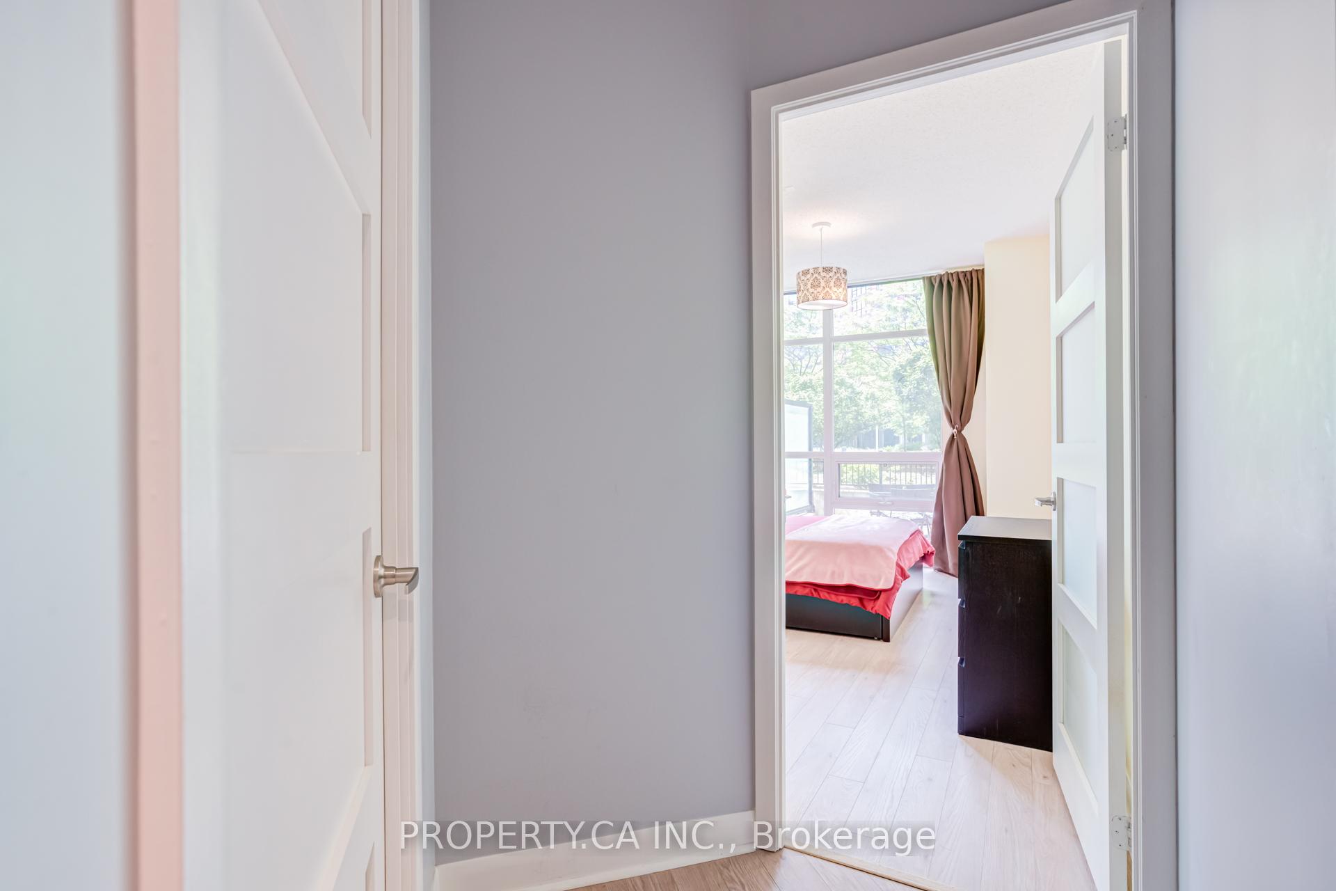 525 Wilson Avenue 118, Toronto Unit: 118