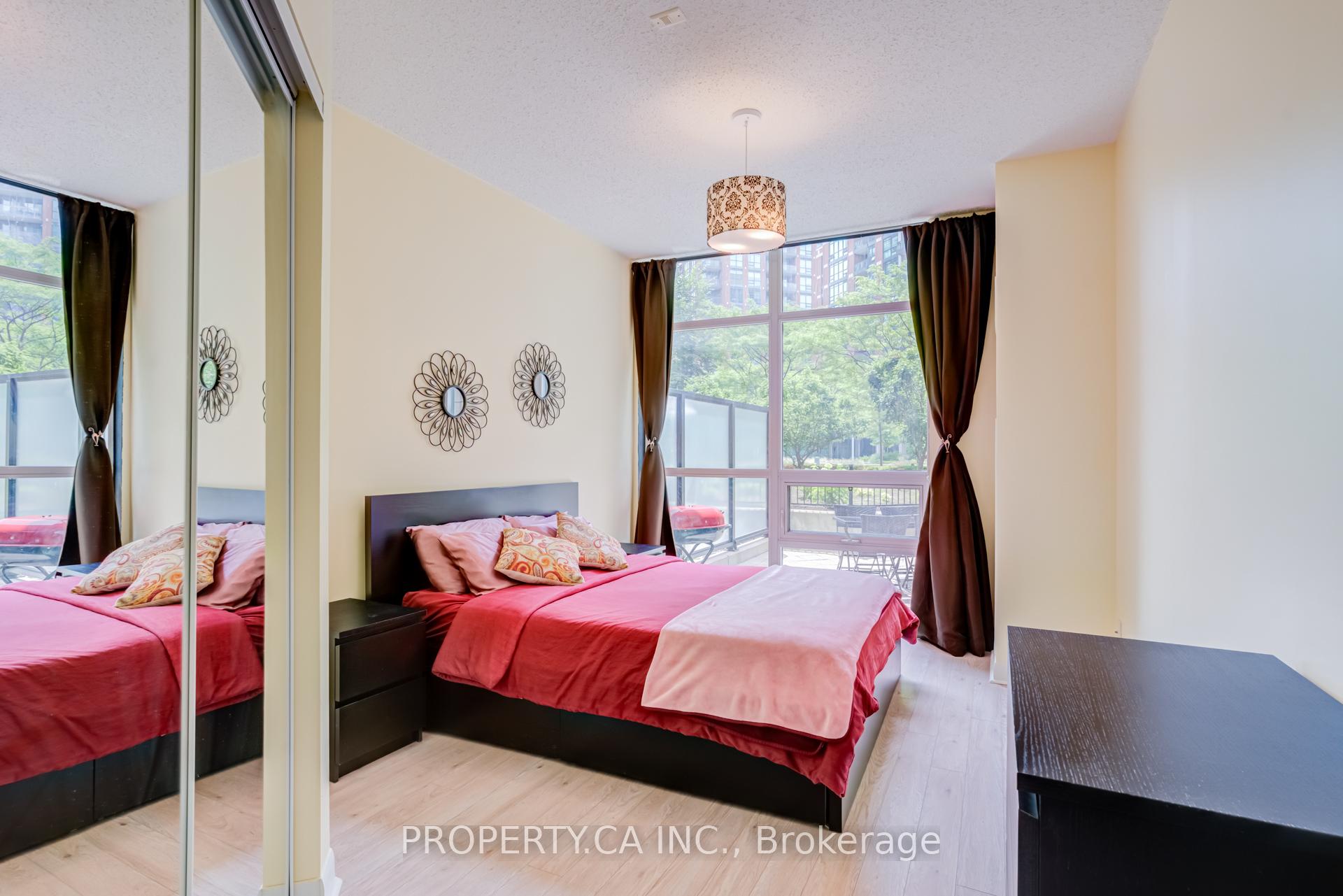 525 Wilson Avenue 118, Toronto Unit: 118
