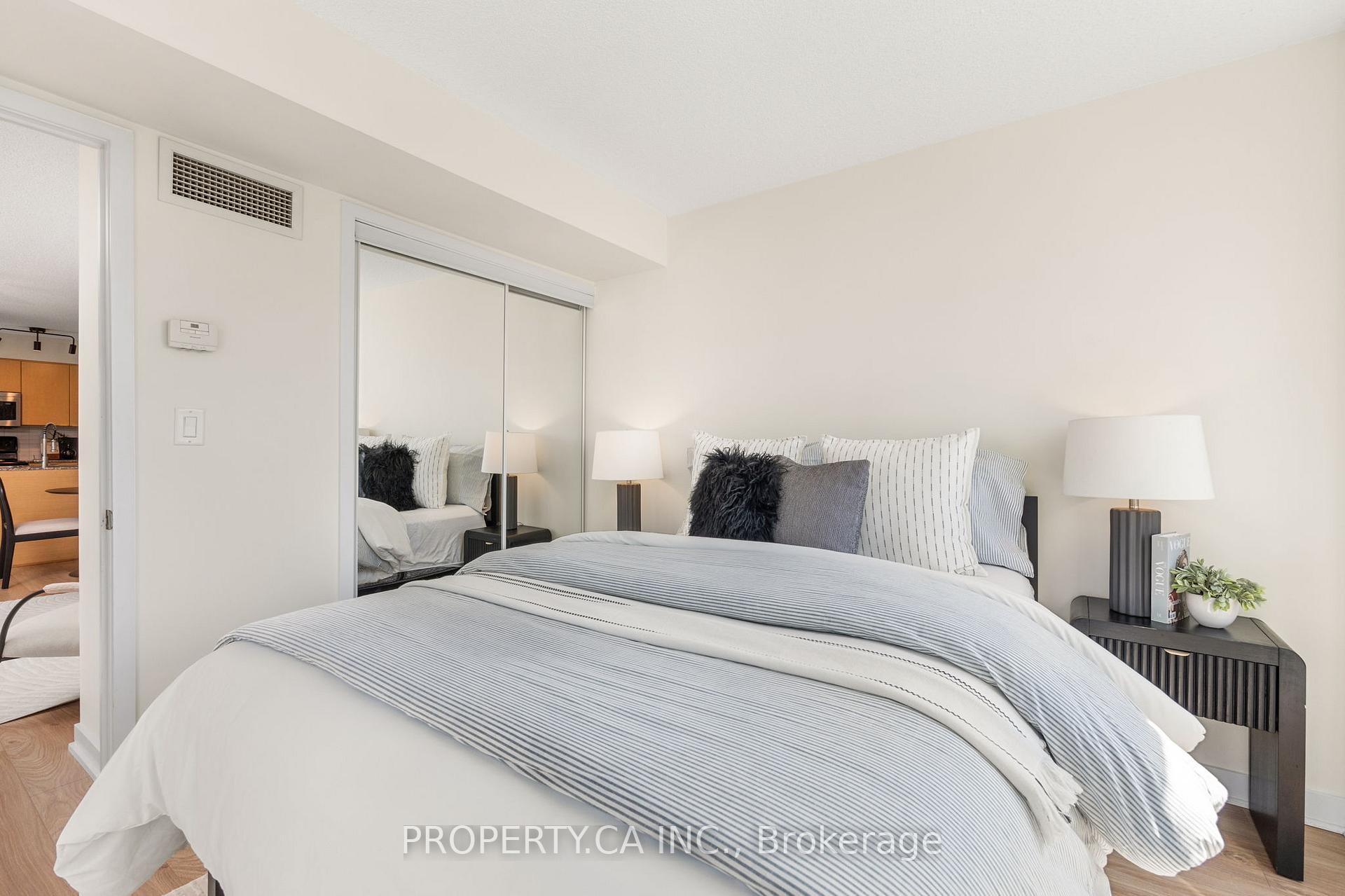 11 Brunel Court 503, Toronto Unit: 503