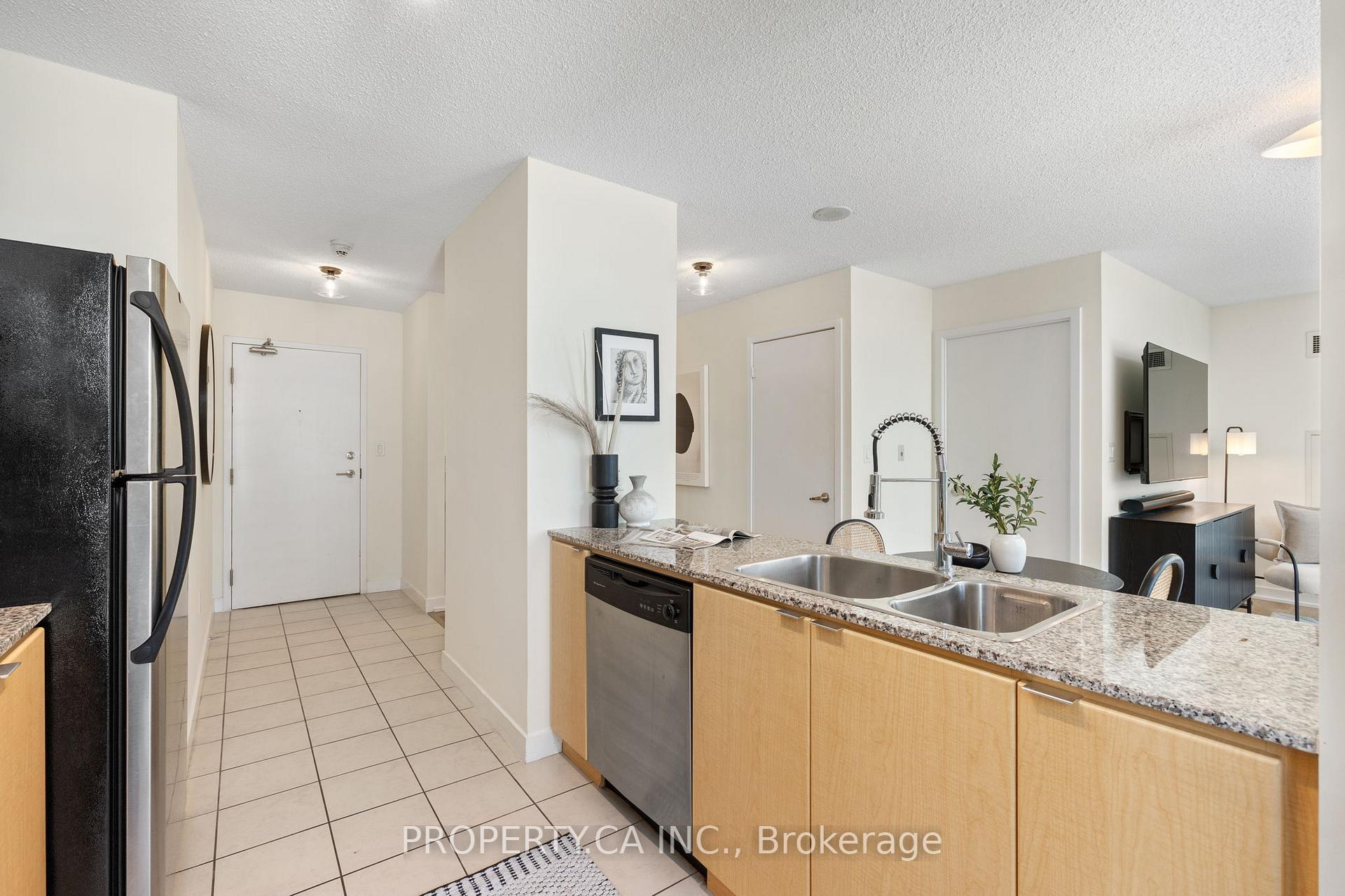 11 Brunel Court 503, Toronto Unit: 503