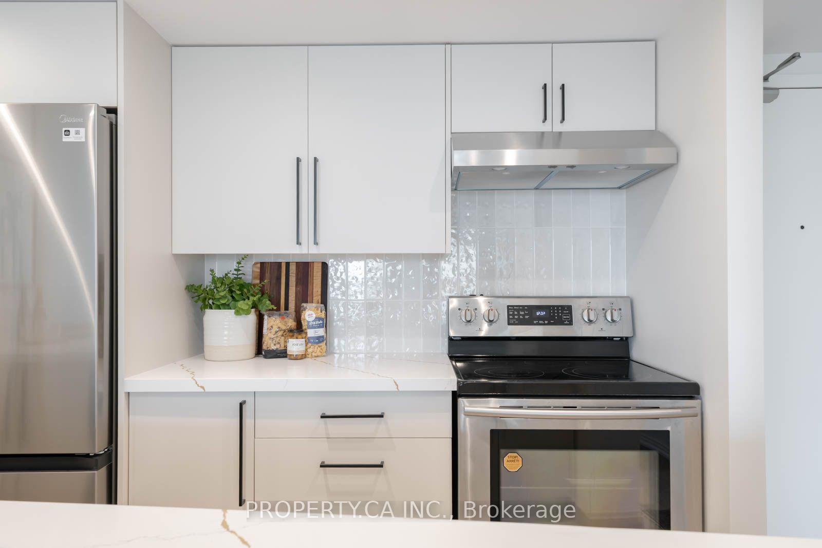 77 Harbour Square 1111, Toronto Unit: 1111