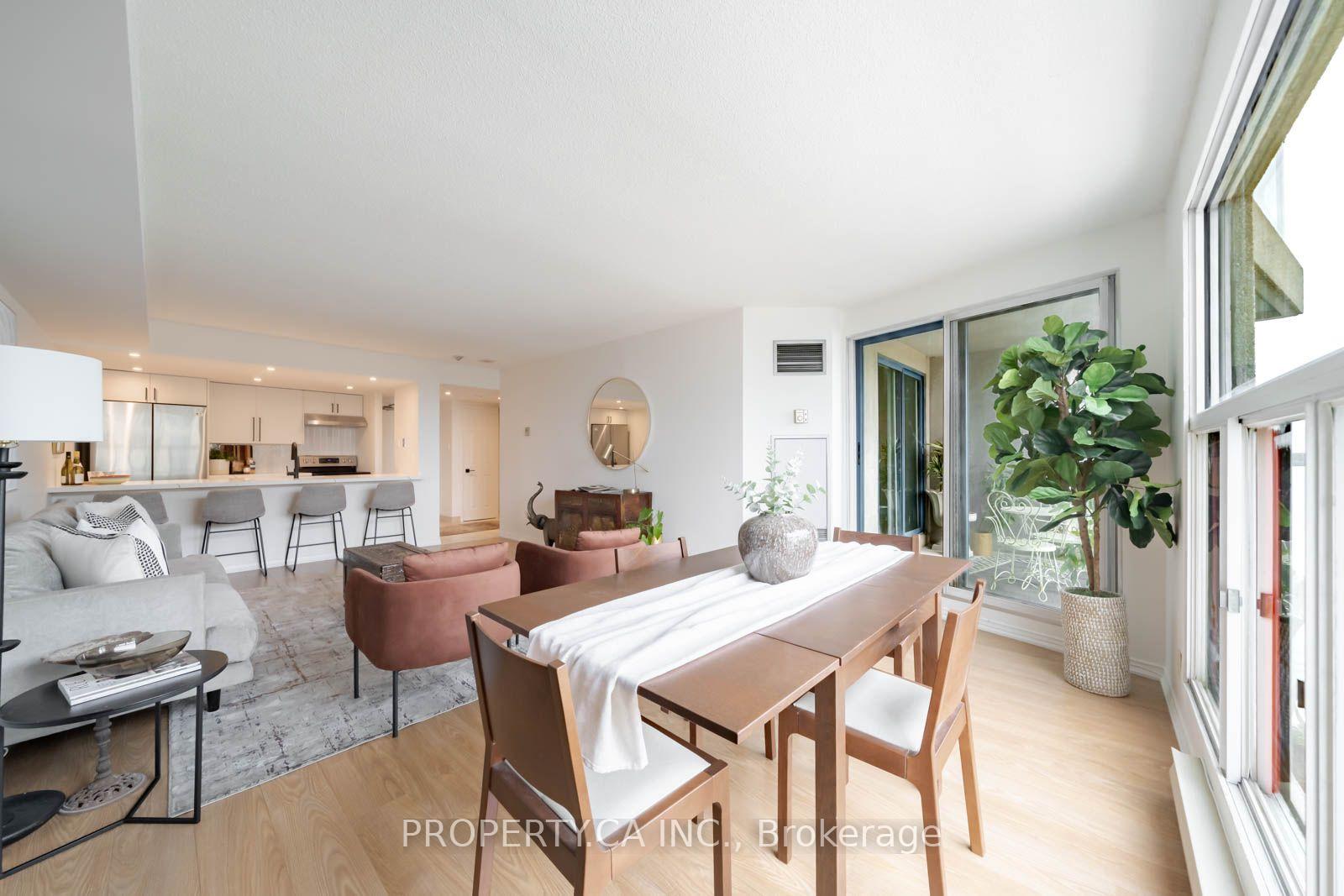 77 Harbour Square 1111, Toronto Unit: 1111