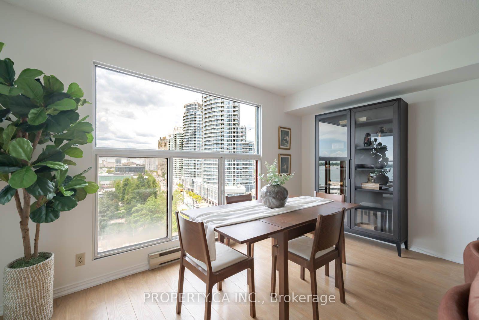 77 Harbour Square 1111, Toronto Unit: 1111