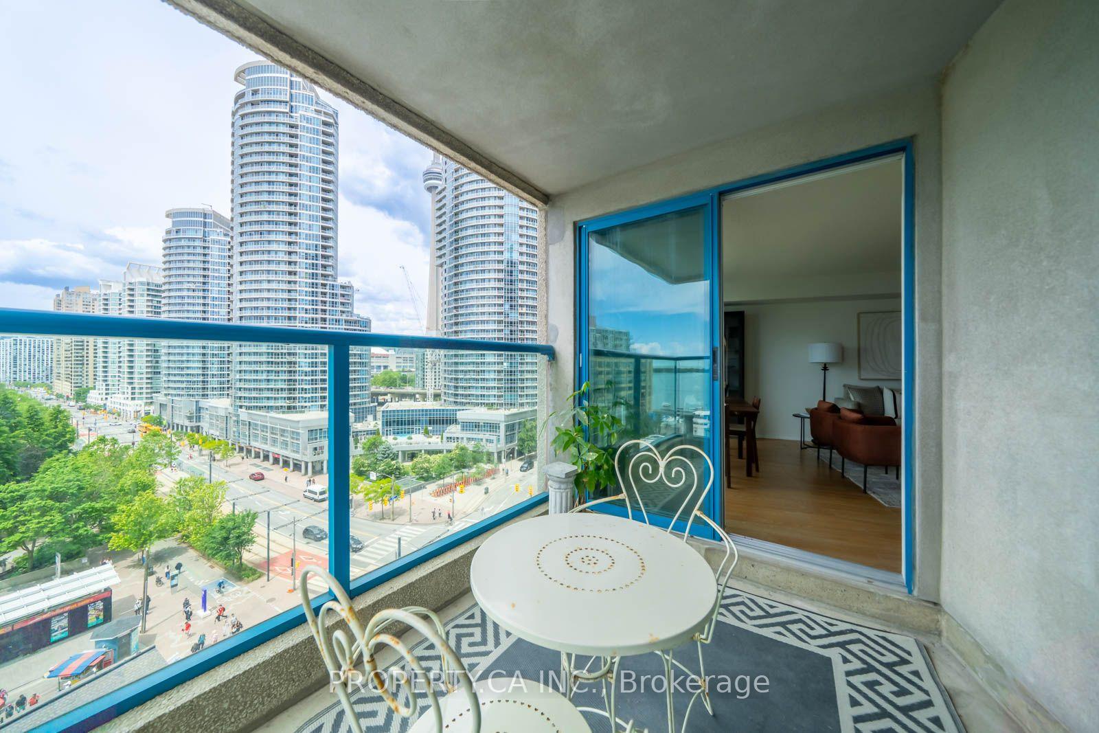 77 Harbour Square 1111, Toronto Unit: 1111