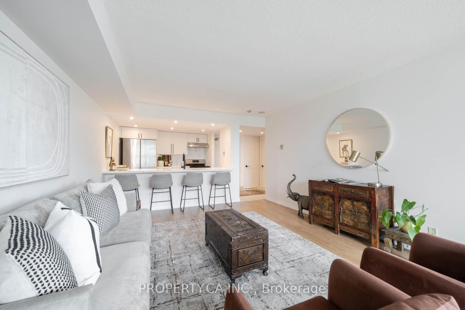 77 Harbour Square 1111, Toronto Unit: 1111