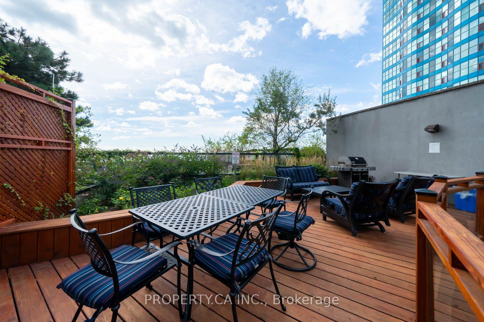 77 Harbour Square 1111, Toronto Unit: 1111