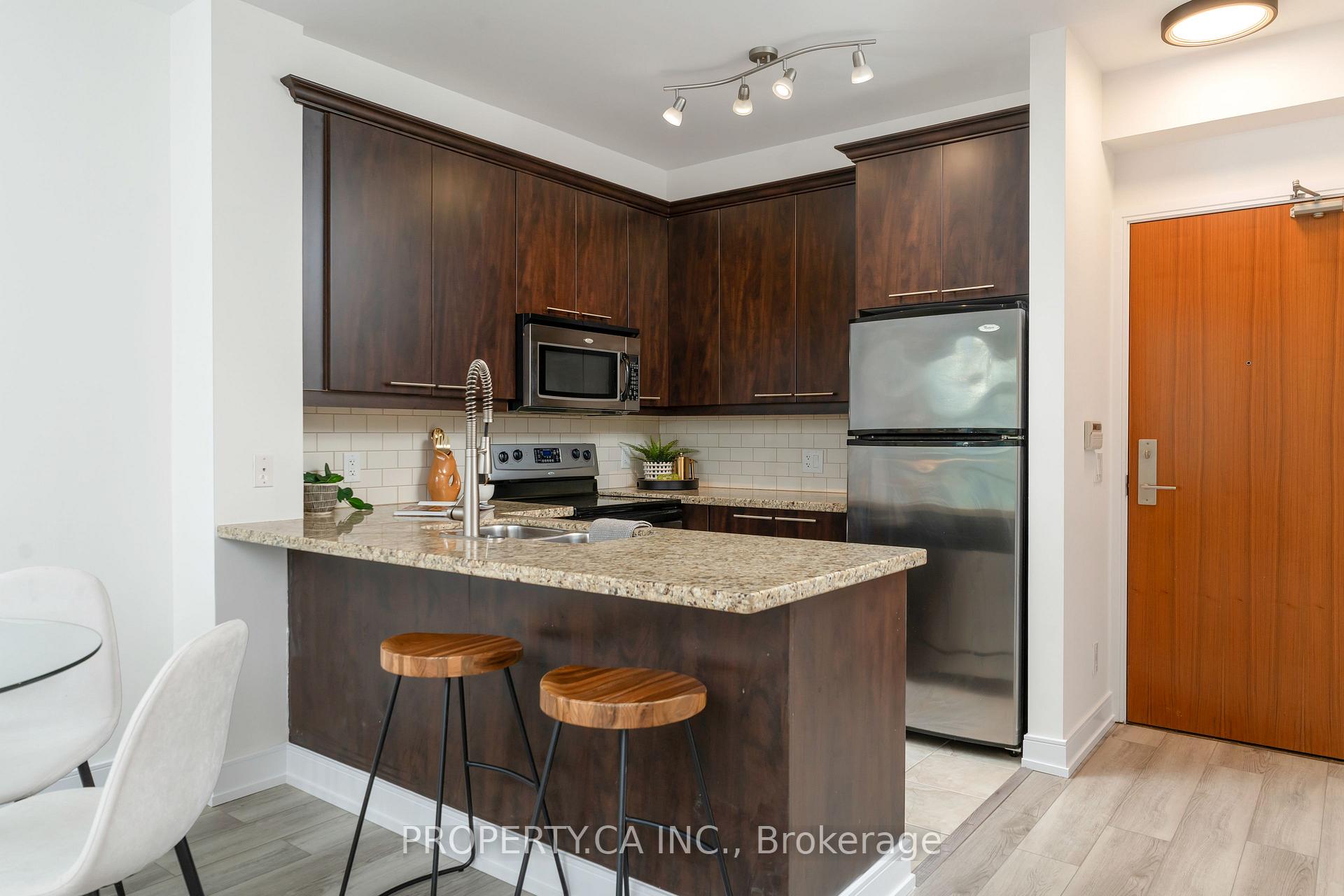 88 Broadway Avenue 1004, Toronto Unit: 1004