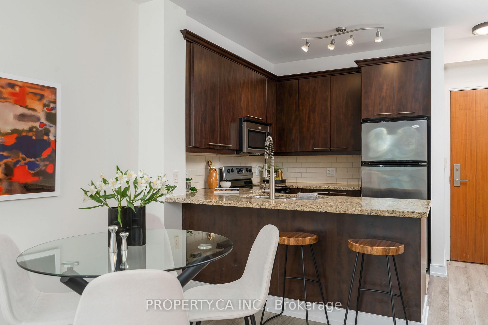 88 Broadway Avenue 1004, Toronto Unit: 1004