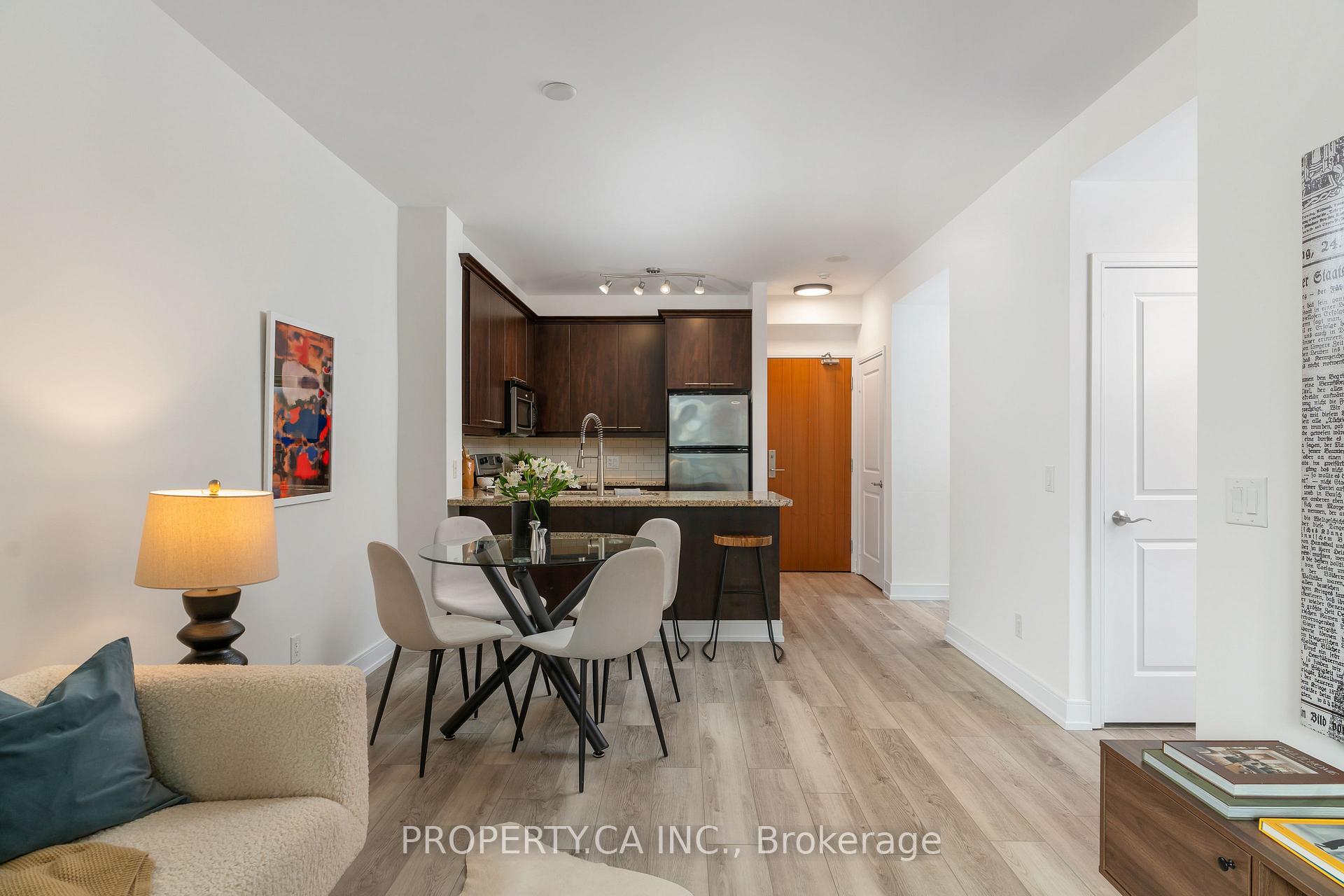 88 Broadway Avenue 1004, Toronto Unit: 1004