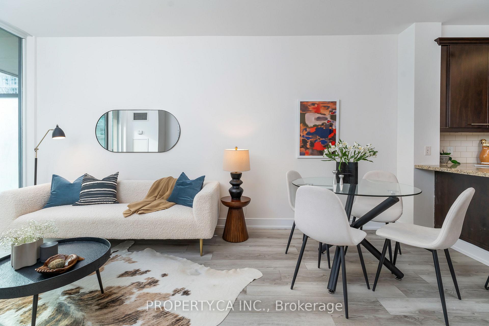 88 Broadway Avenue 1004, Toronto Unit: 1004