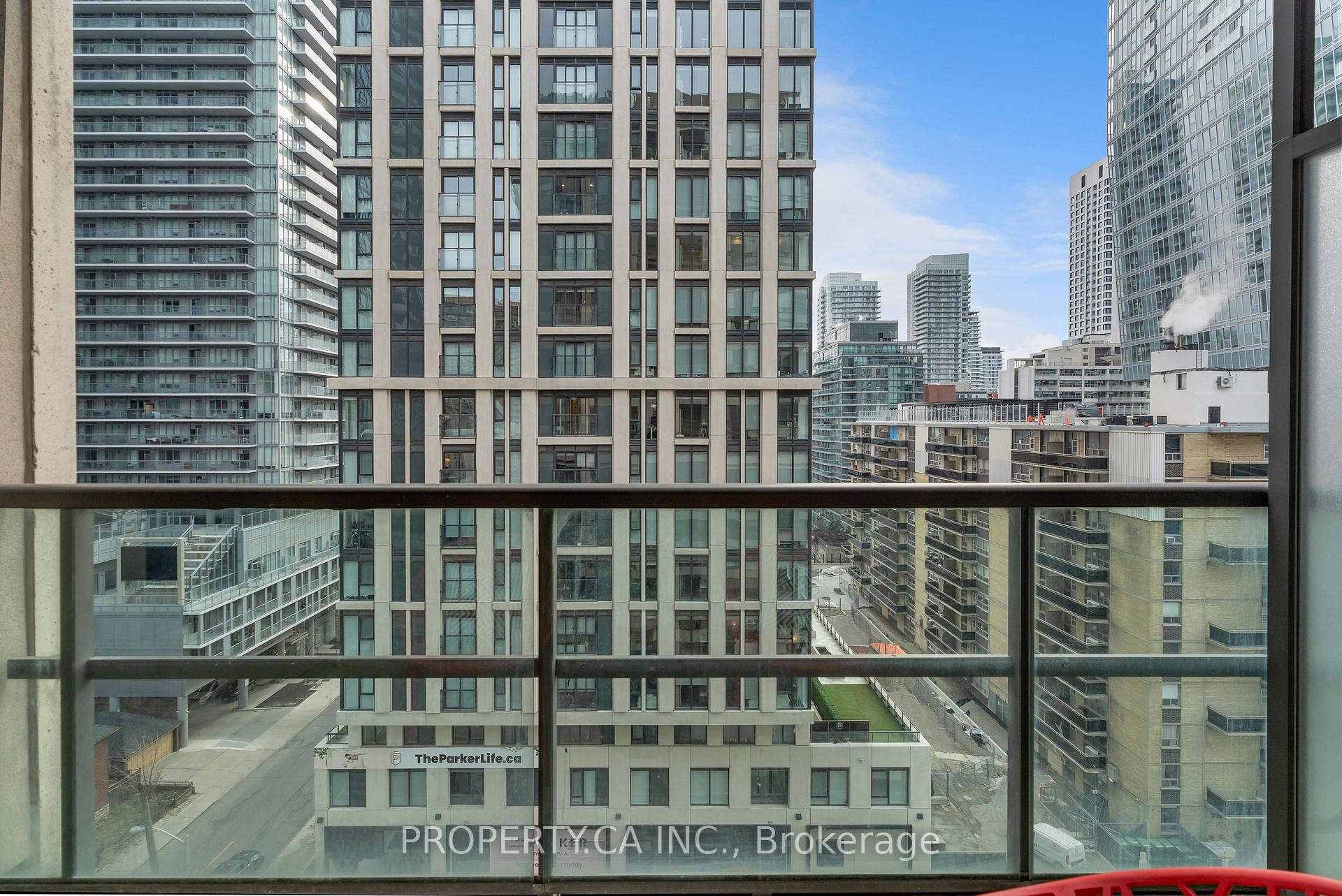 88 Broadway Avenue 1004, Toronto Unit: 1004