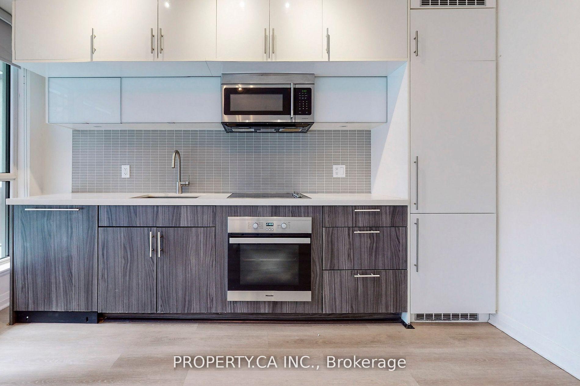 8 Mercer Street 710, Toronto Unit: 710