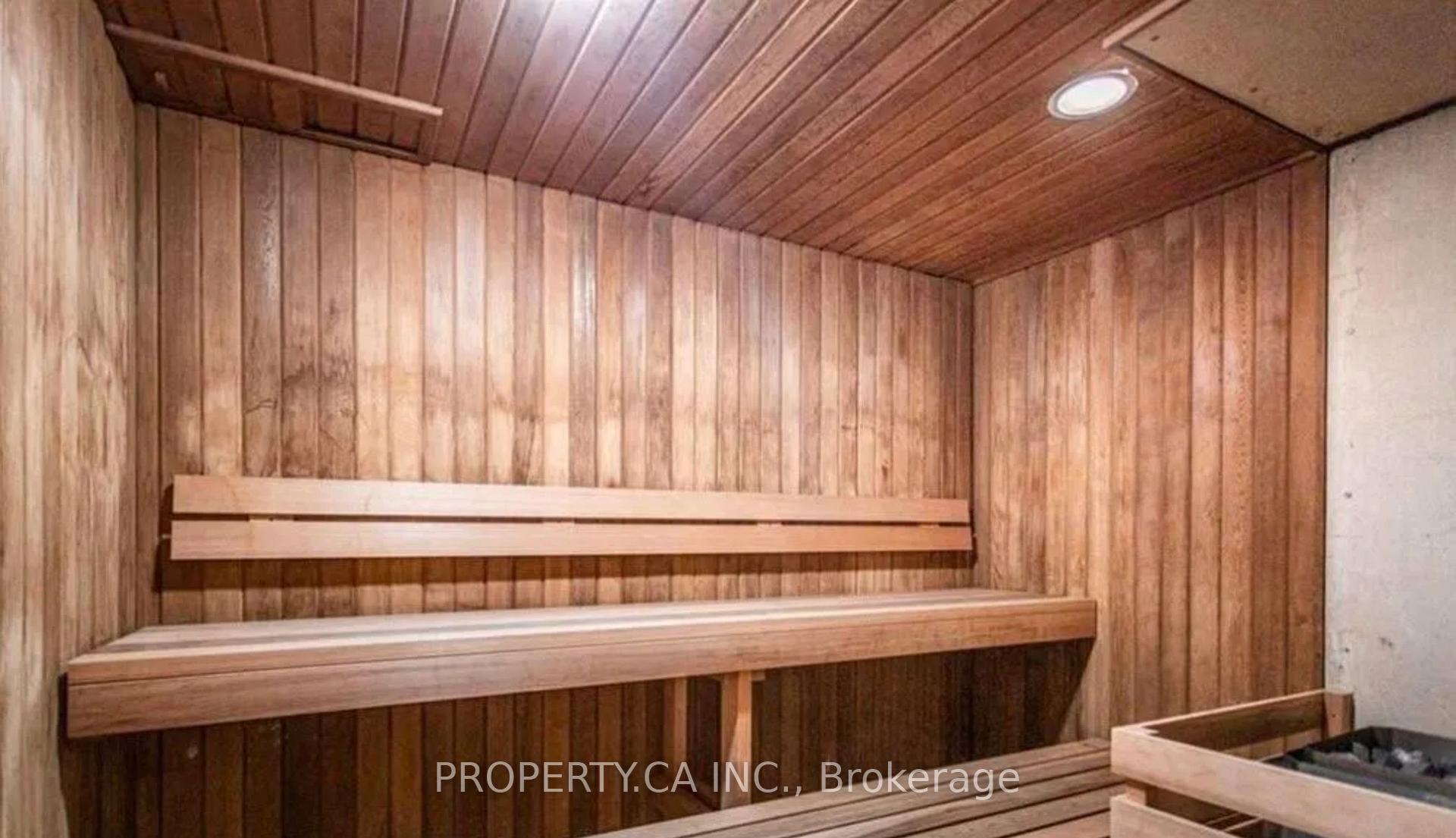80 Harrison Garden Boulevard 221, Toronto Unit: 221