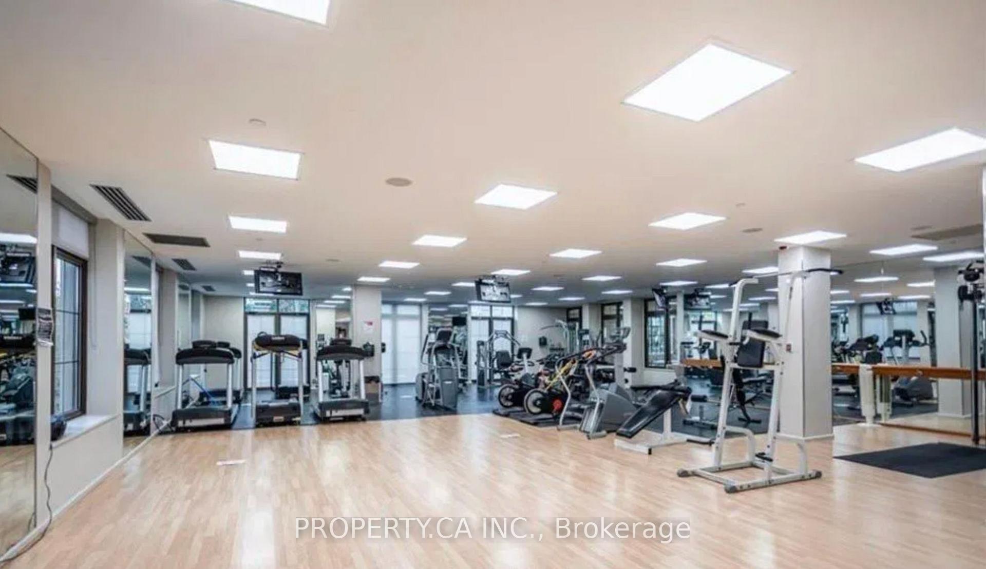 80 Harrison Garden Boulevard 221, Toronto Unit: 221