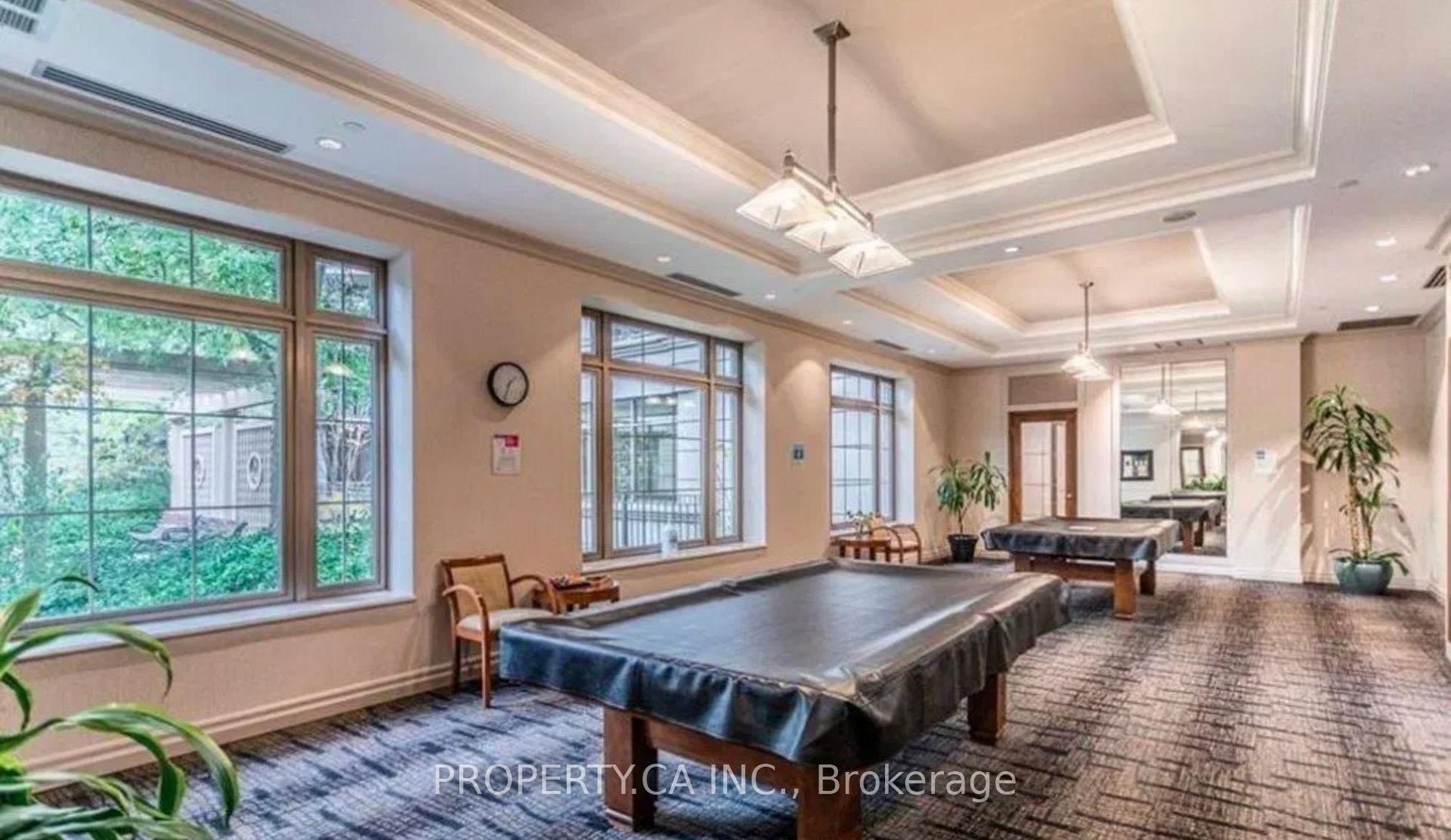 80 Harrison Garden Boulevard 221, Toronto Unit: 221