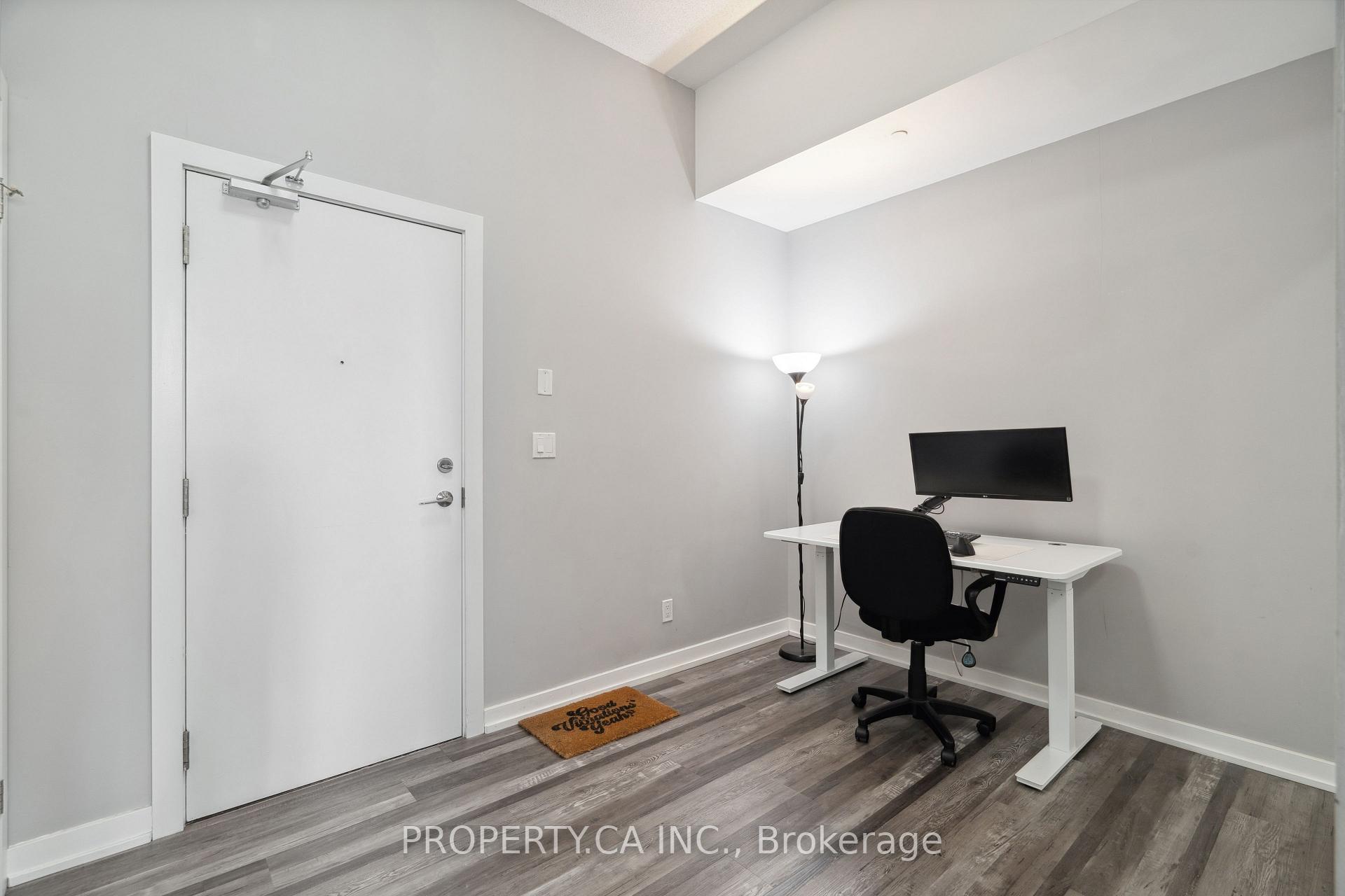 20 Bruyeres Mews 721, Toronto Unit: 721