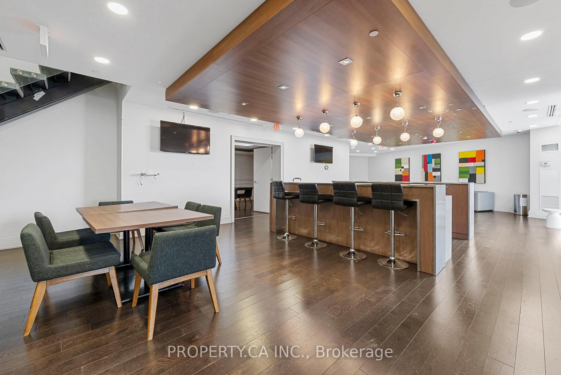 20 Bruyeres Mews 721, Toronto Unit: 721