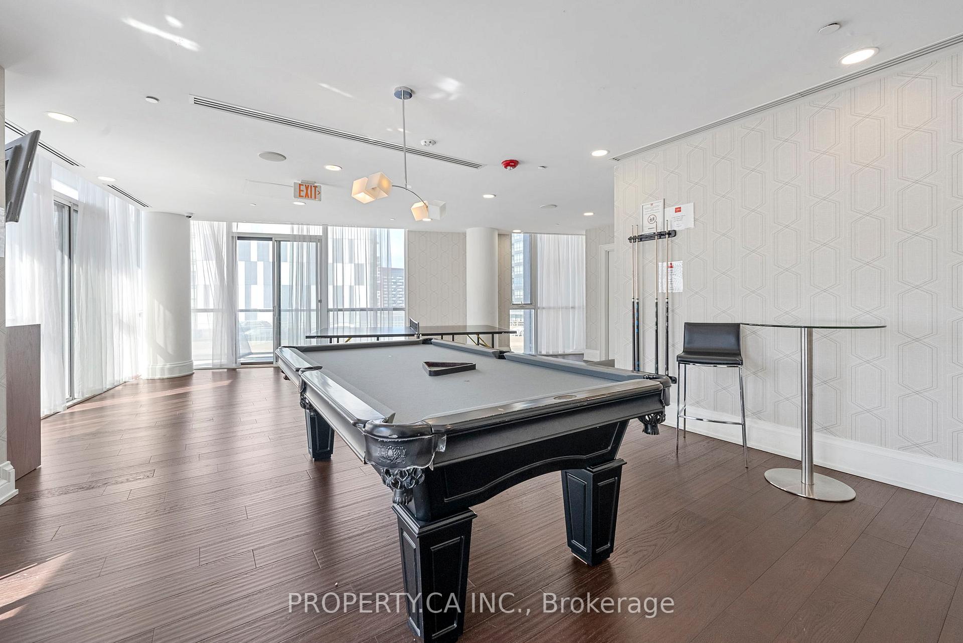 20 Bruyeres Mews 721, Toronto Unit: 721