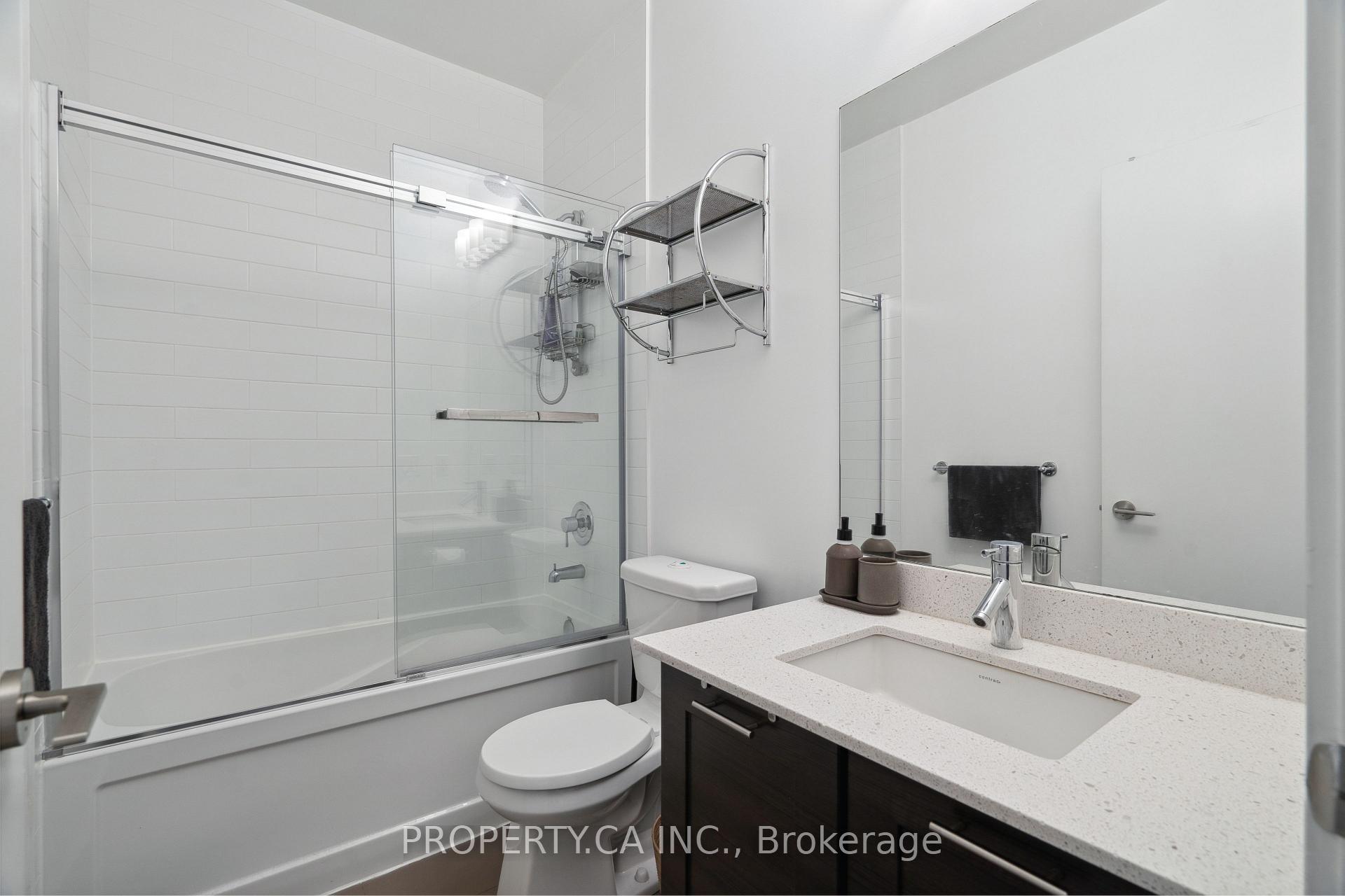 20 Bruyeres Mews 721, Toronto Unit: 721