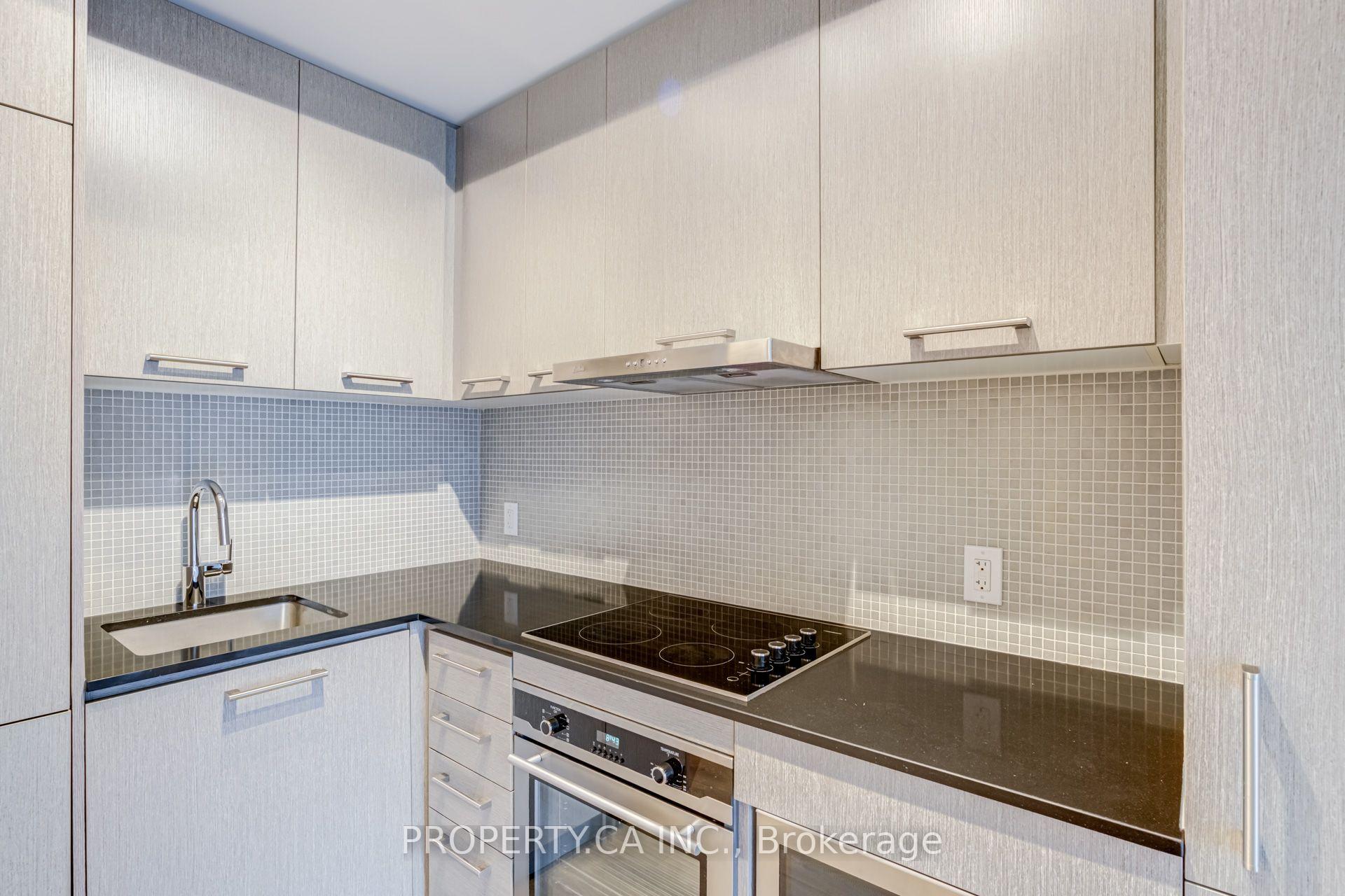87 Peter Street 3715, Toronto Unit: 3715