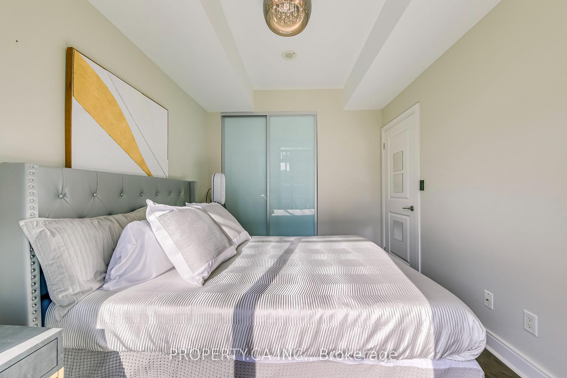 21 Scollard Street 406, Toronto Unit: 406
