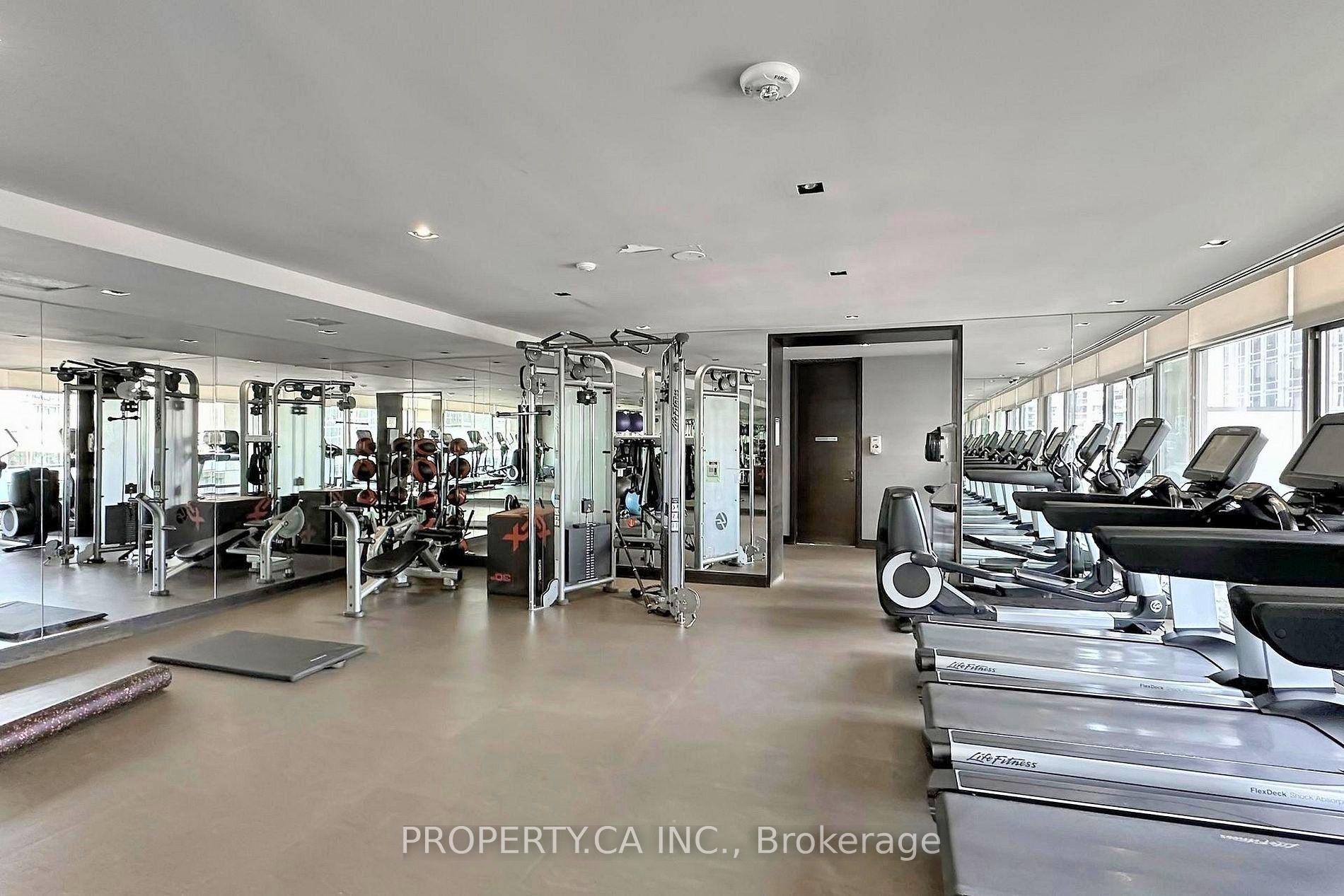 21 Scollard Street 406, Toronto Unit: 406