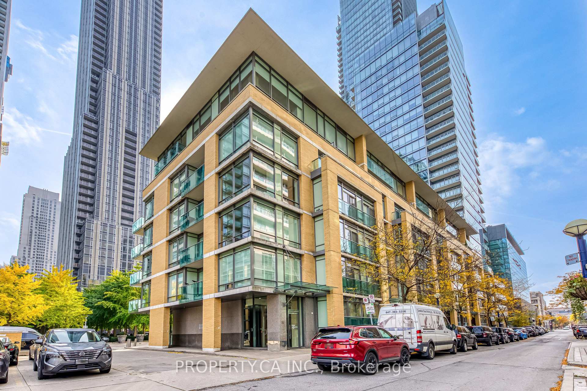 21 Scollard Street 406, Toronto Unit: 406