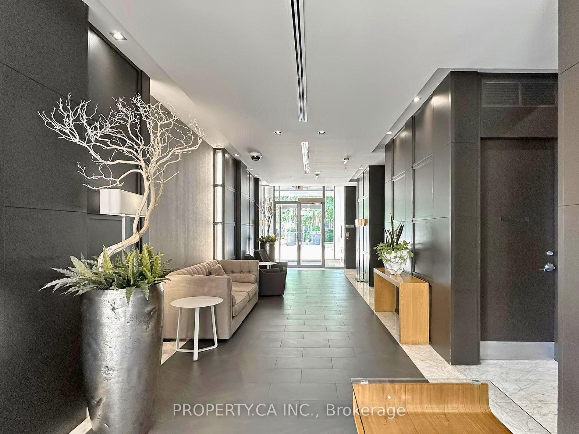 21 Scollard Street 406, Toronto Unit: 406